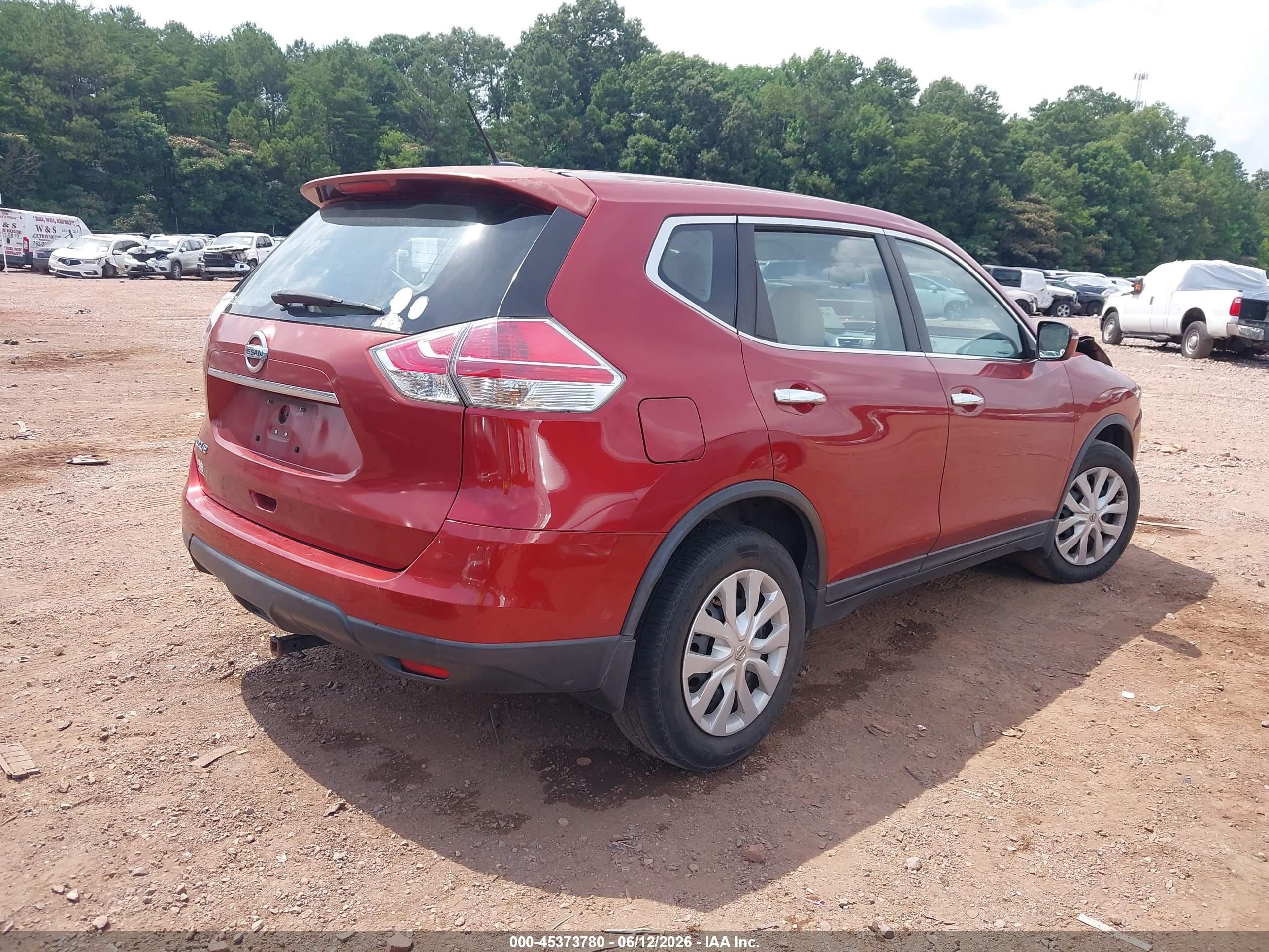 2015 Nissan Rogue S Maroon vin: KNMAT2MT6FP542781