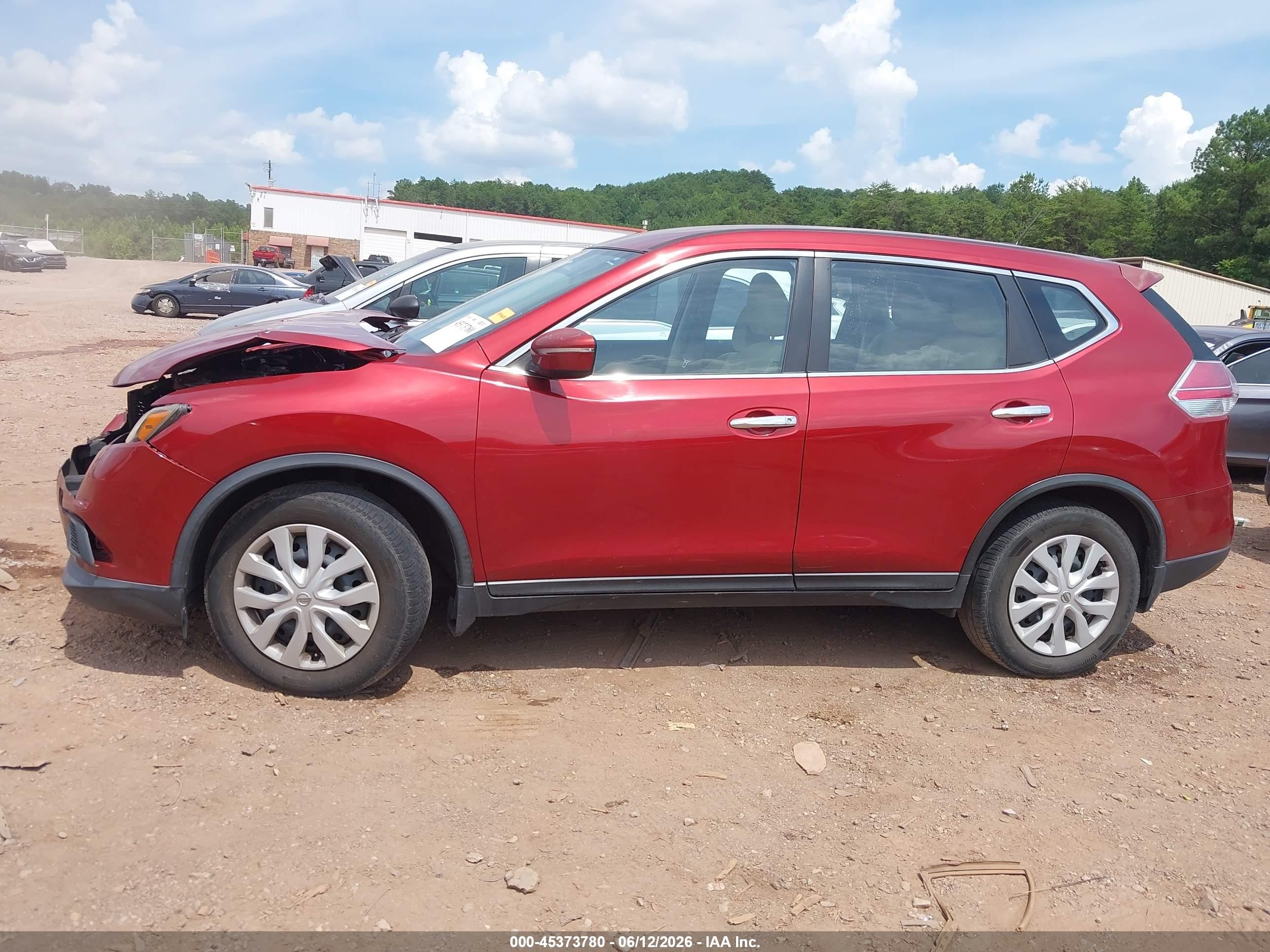 2015 Nissan Rogue S Maroon vin: KNMAT2MT6FP542781