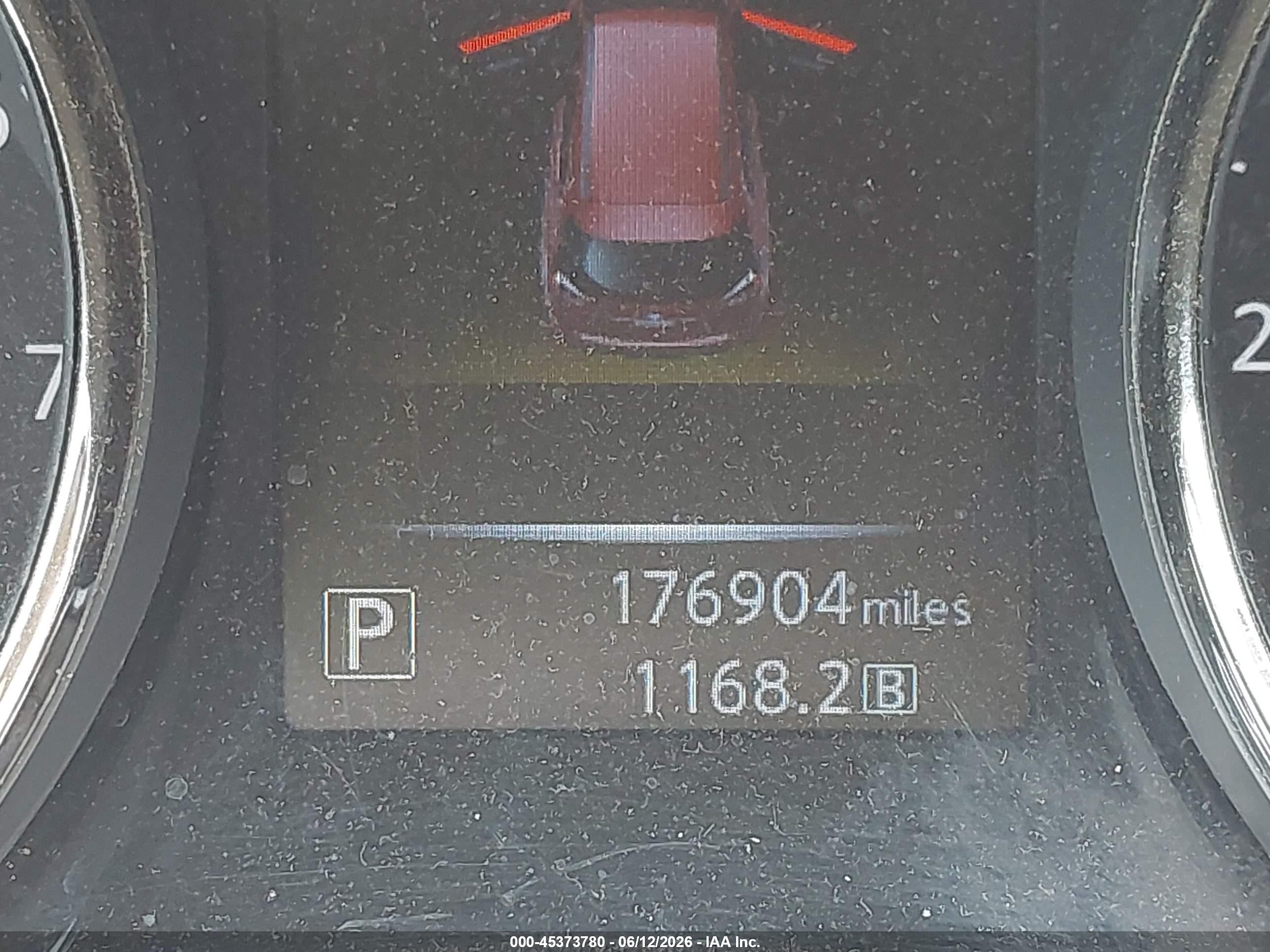2015 Nissan Rogue S Maroon vin: KNMAT2MT6FP542781