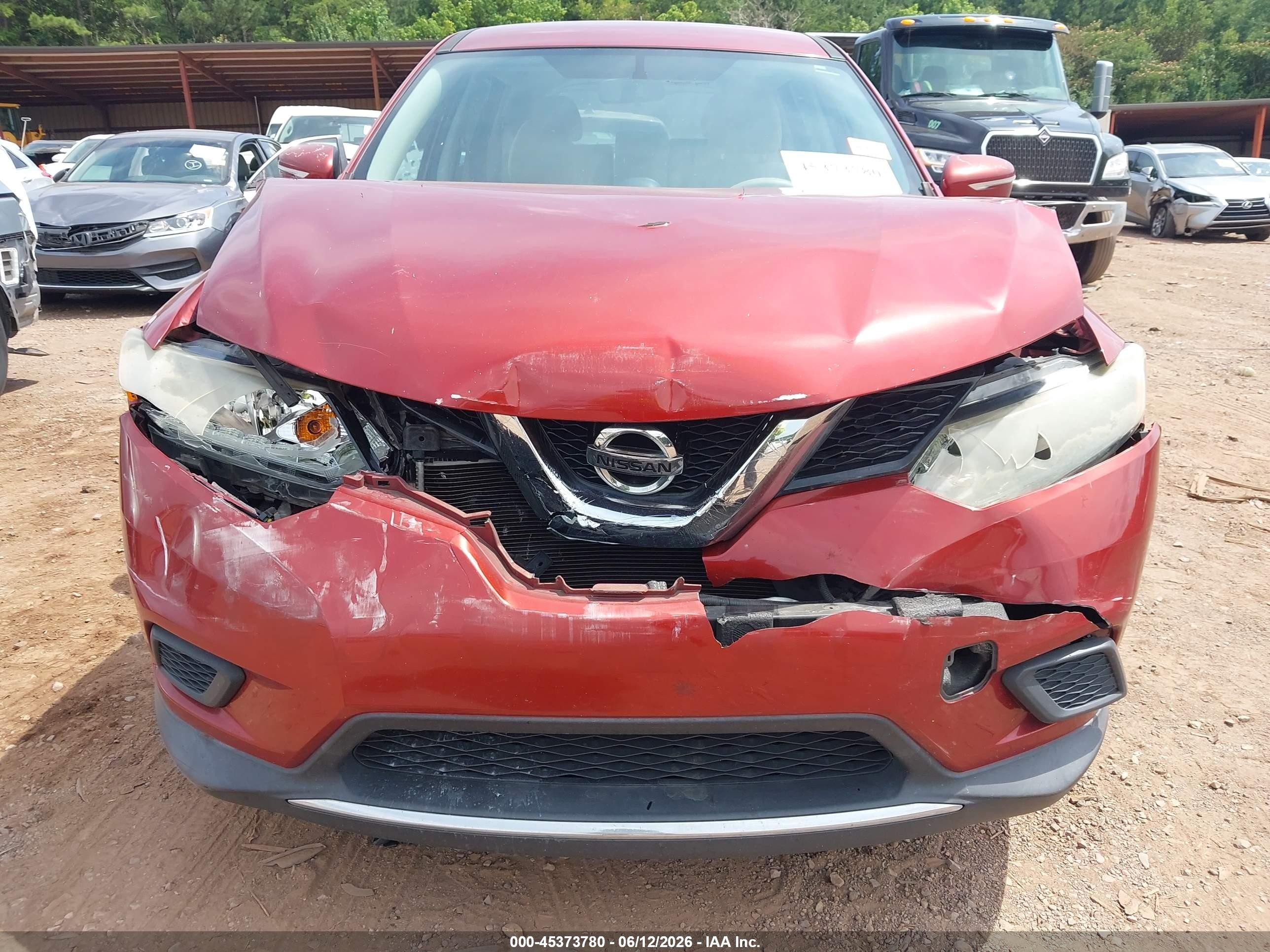 2015 Nissan Rogue S Maroon vin: KNMAT2MT6FP542781