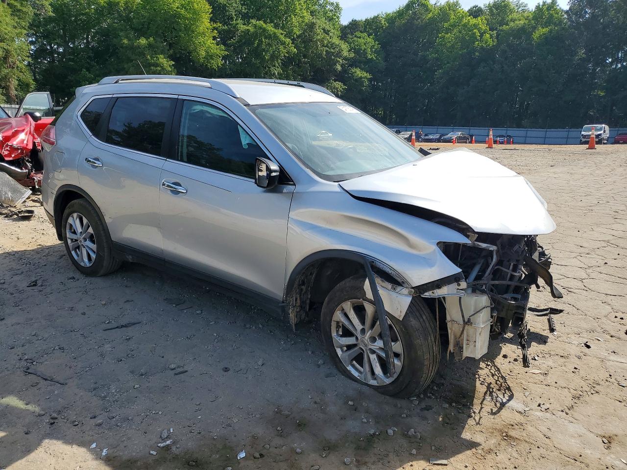 2015 Nissan Rogue S Silver vin: KNMAT2MT6FP547513