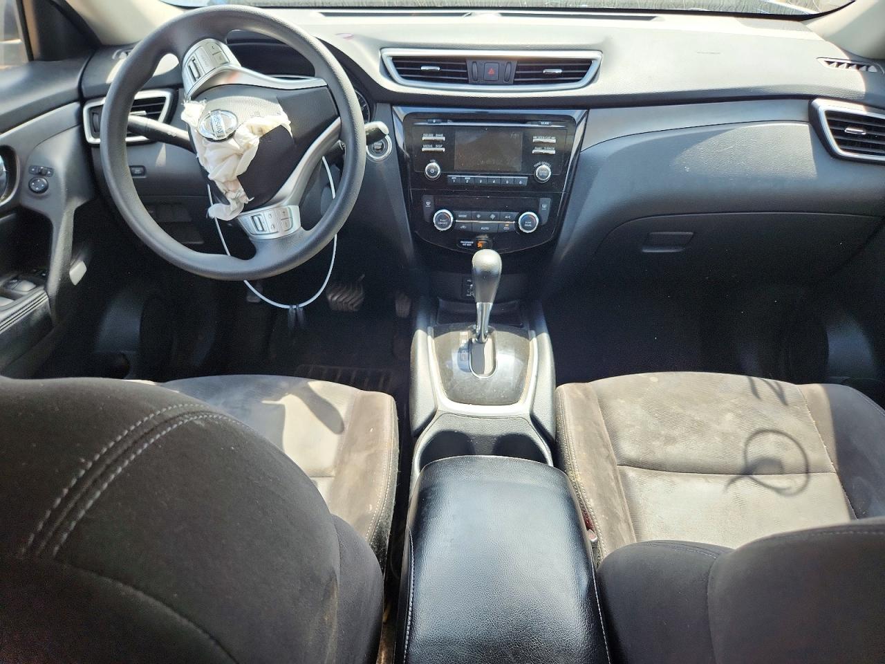 2015 Nissan Rogue S Silver vin: KNMAT2MT6FP547513