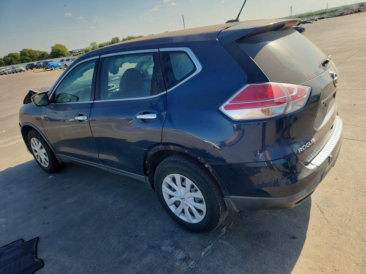 2015 Nissan Rogue S Blue vin: KNMAT2MT6FP561153