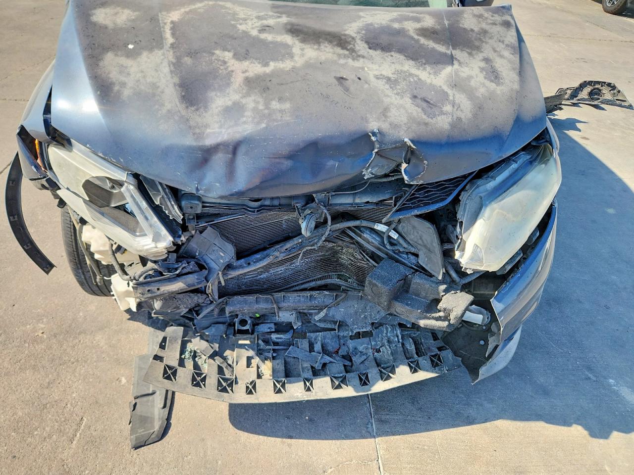 2015 Nissan Rogue S Blue vin: KNMAT2MT6FP561153