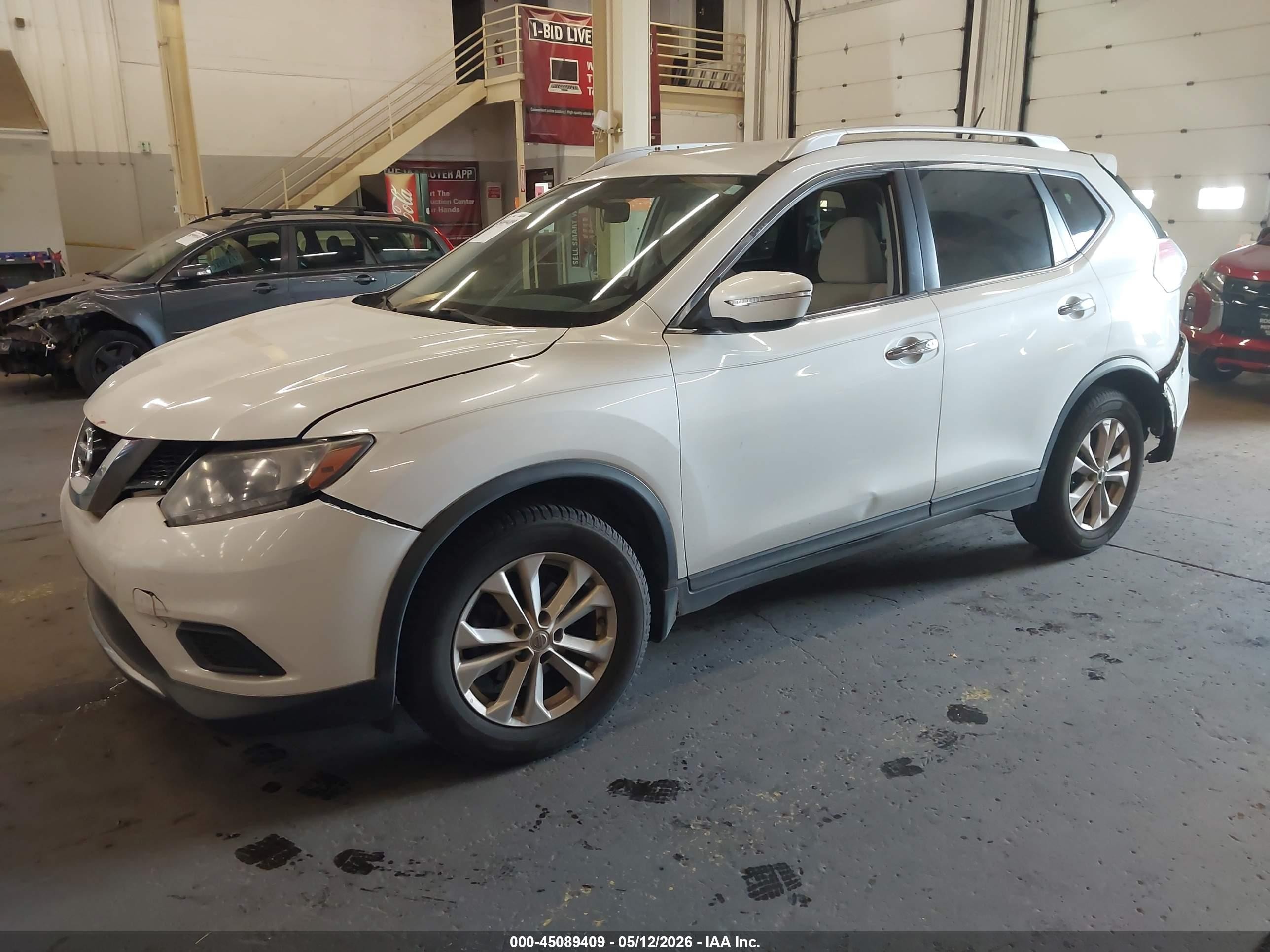 2015 Nissan Rogue Sv White vin: KNMAT2MT6FP562559