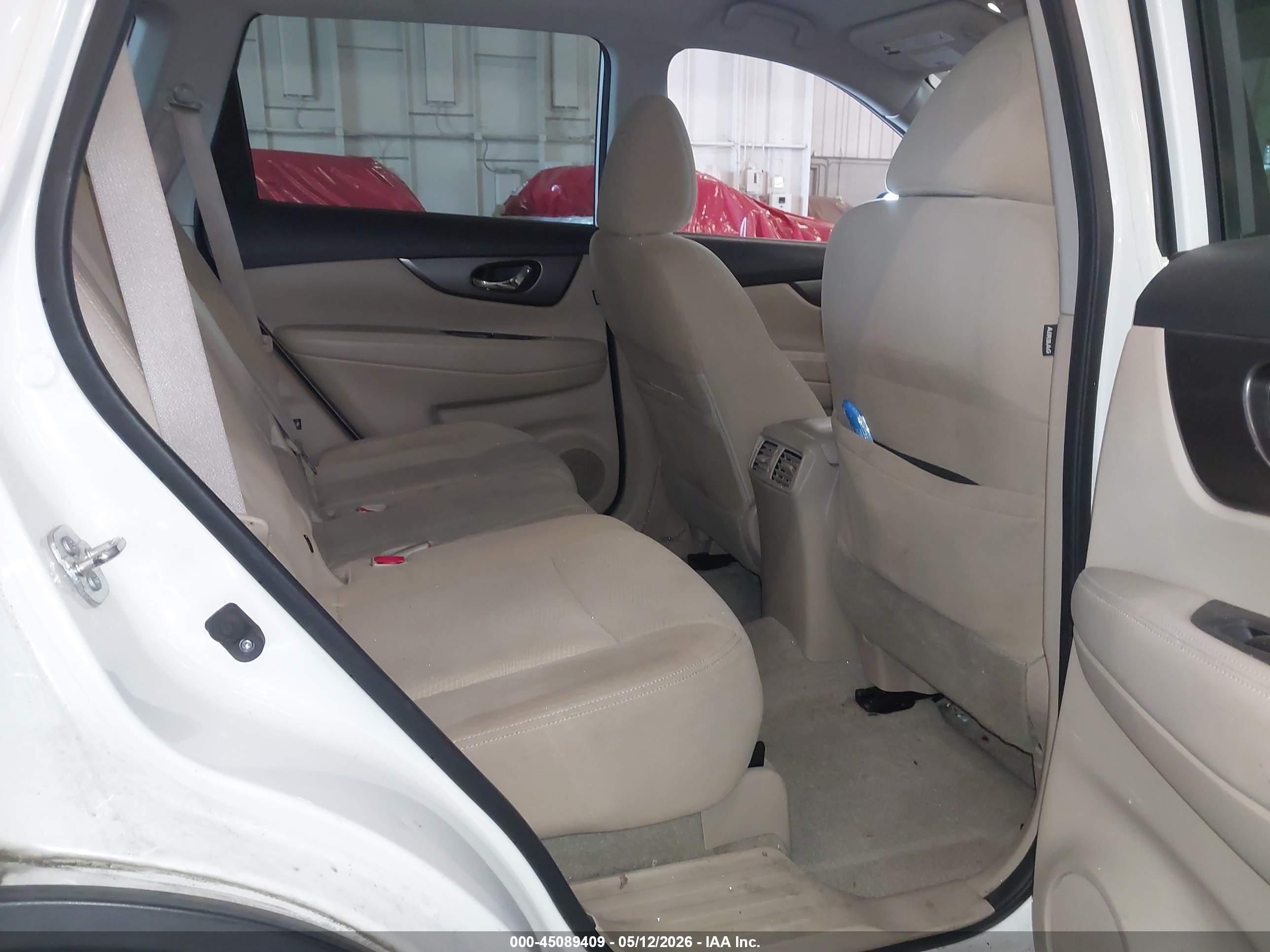 2015 Nissan Rogue Sv White vin: KNMAT2MT6FP562559