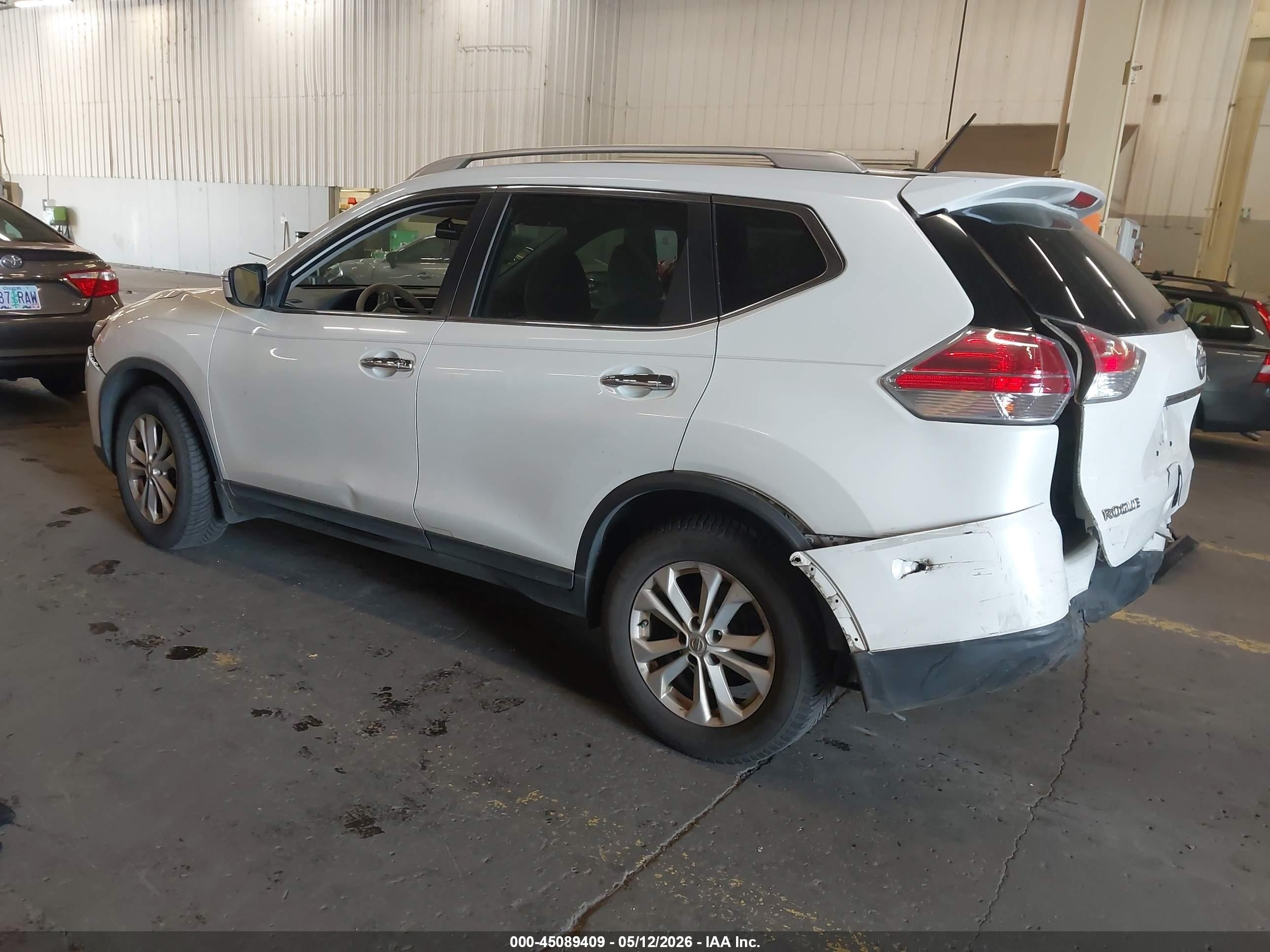 2015 Nissan Rogue Sv White vin: KNMAT2MT6FP562559