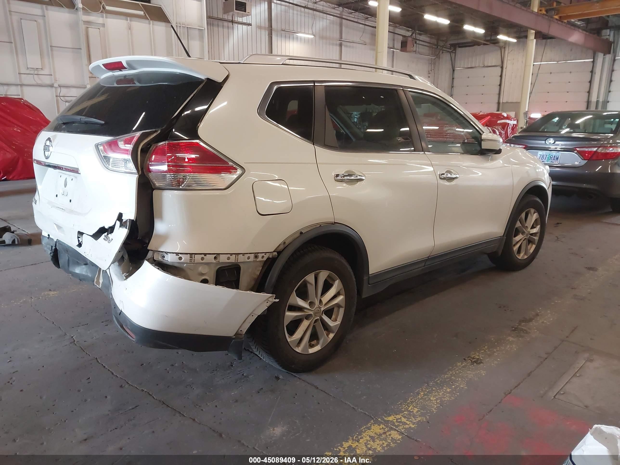 2015 Nissan Rogue Sv White vin: KNMAT2MT6FP562559