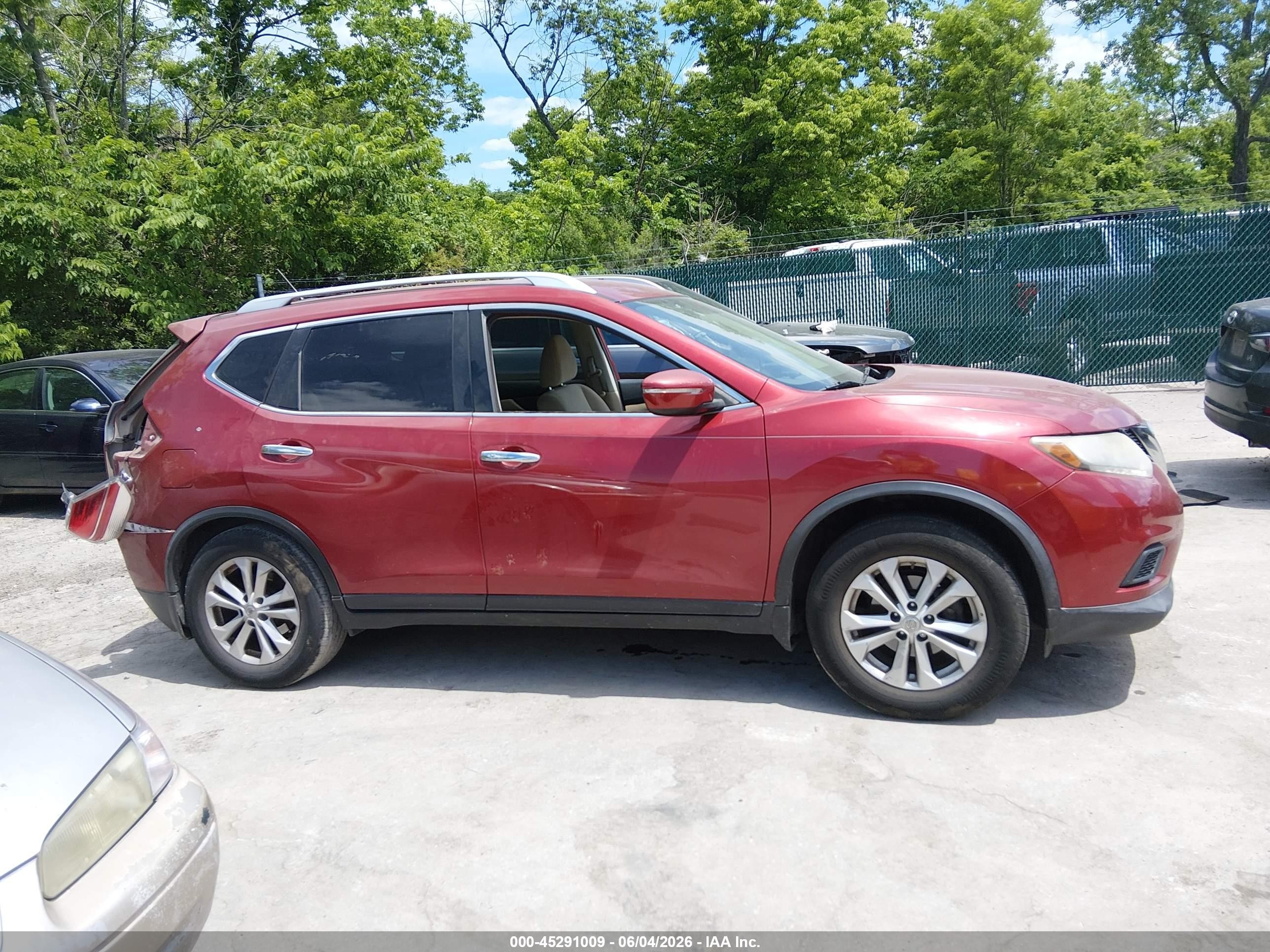 2015 Nissan Rogue Sv Burgundy vin: KNMAT2MT6FP563310