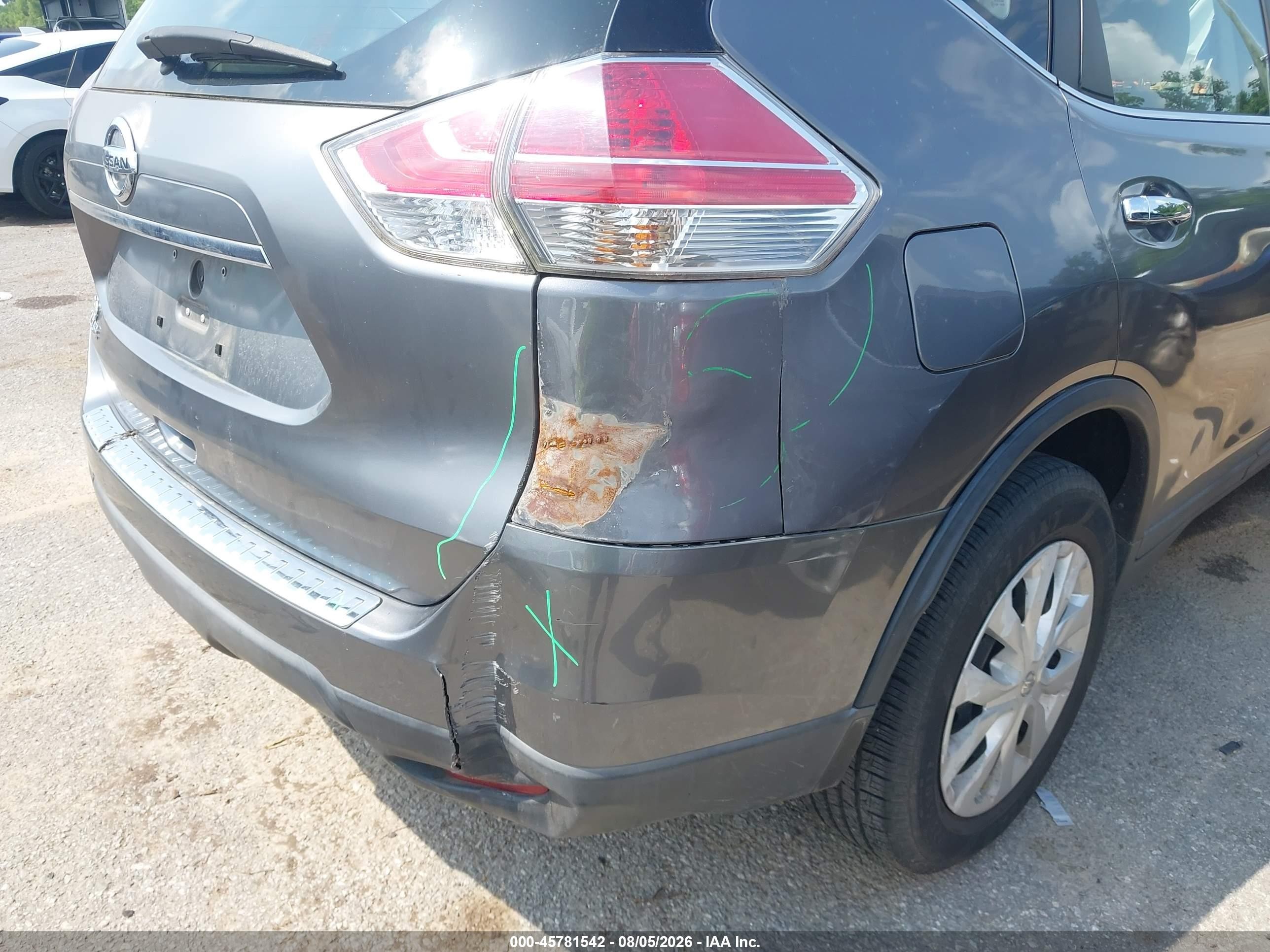 2015 Nissan Rogue S Серый vin: KNMAT2MT6FP564621