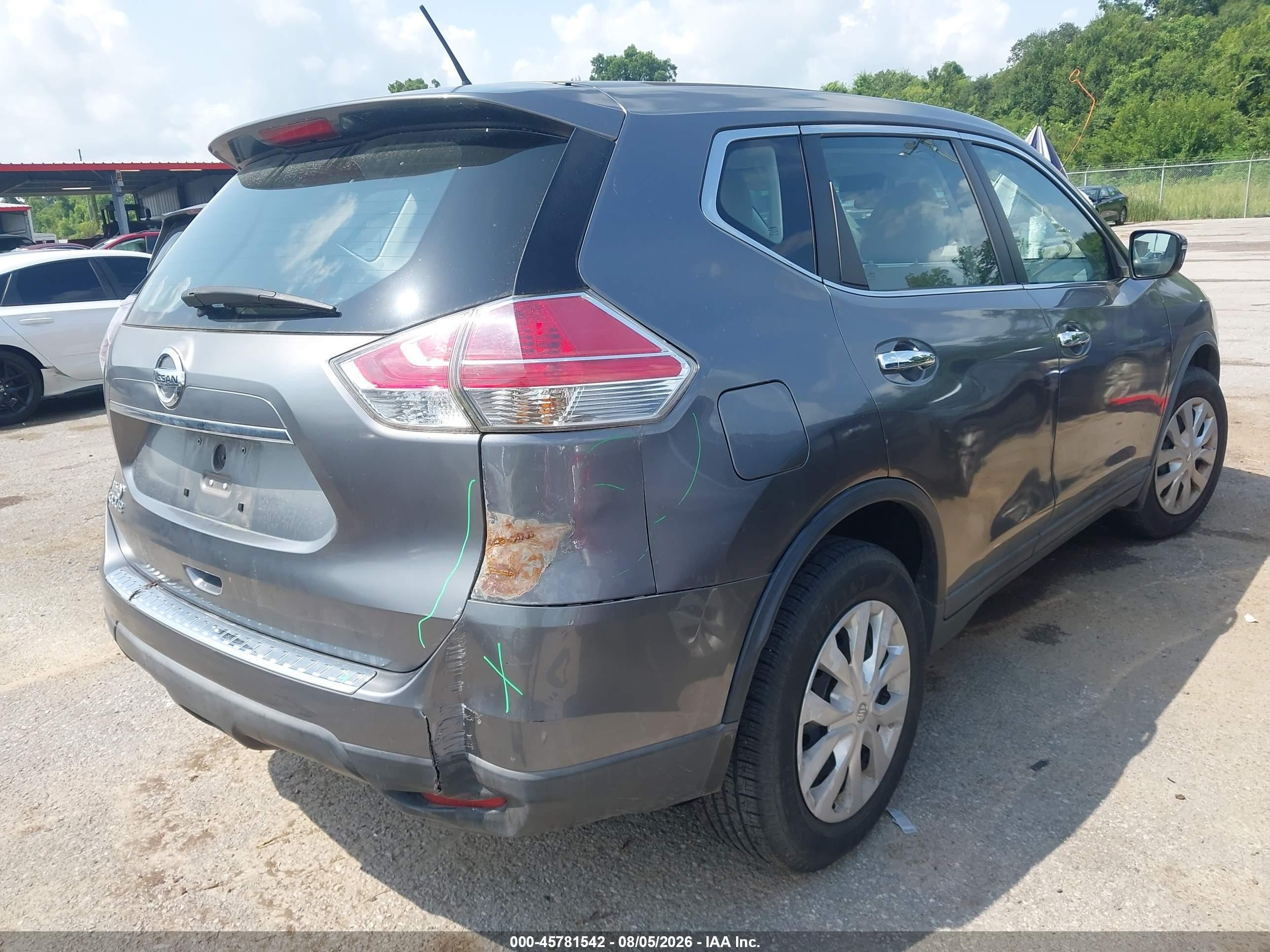 2015 Nissan Rogue S Серый vin: KNMAT2MT6FP564621