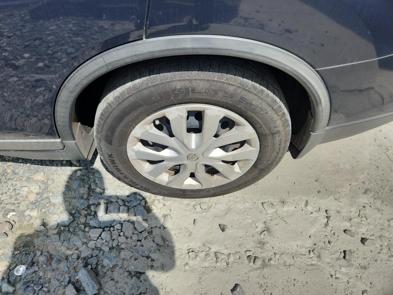 2015 Nissan Rogue S Blue vin: KNMAT2MT6FP576588 Damage: Left Rear Wheel Cover, Peeling, > 12 Inches
