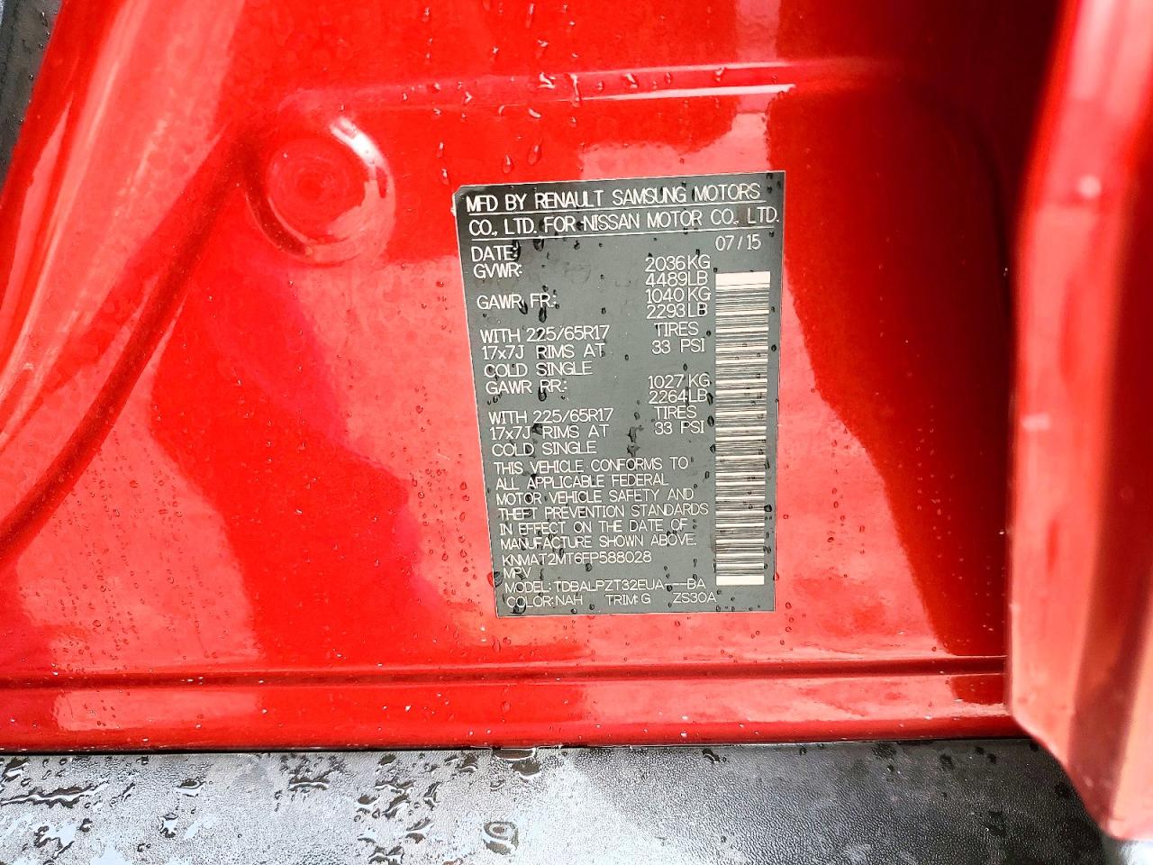 2015 Nissan Rogue S Red vin: KNMAT2MT6FP588028
