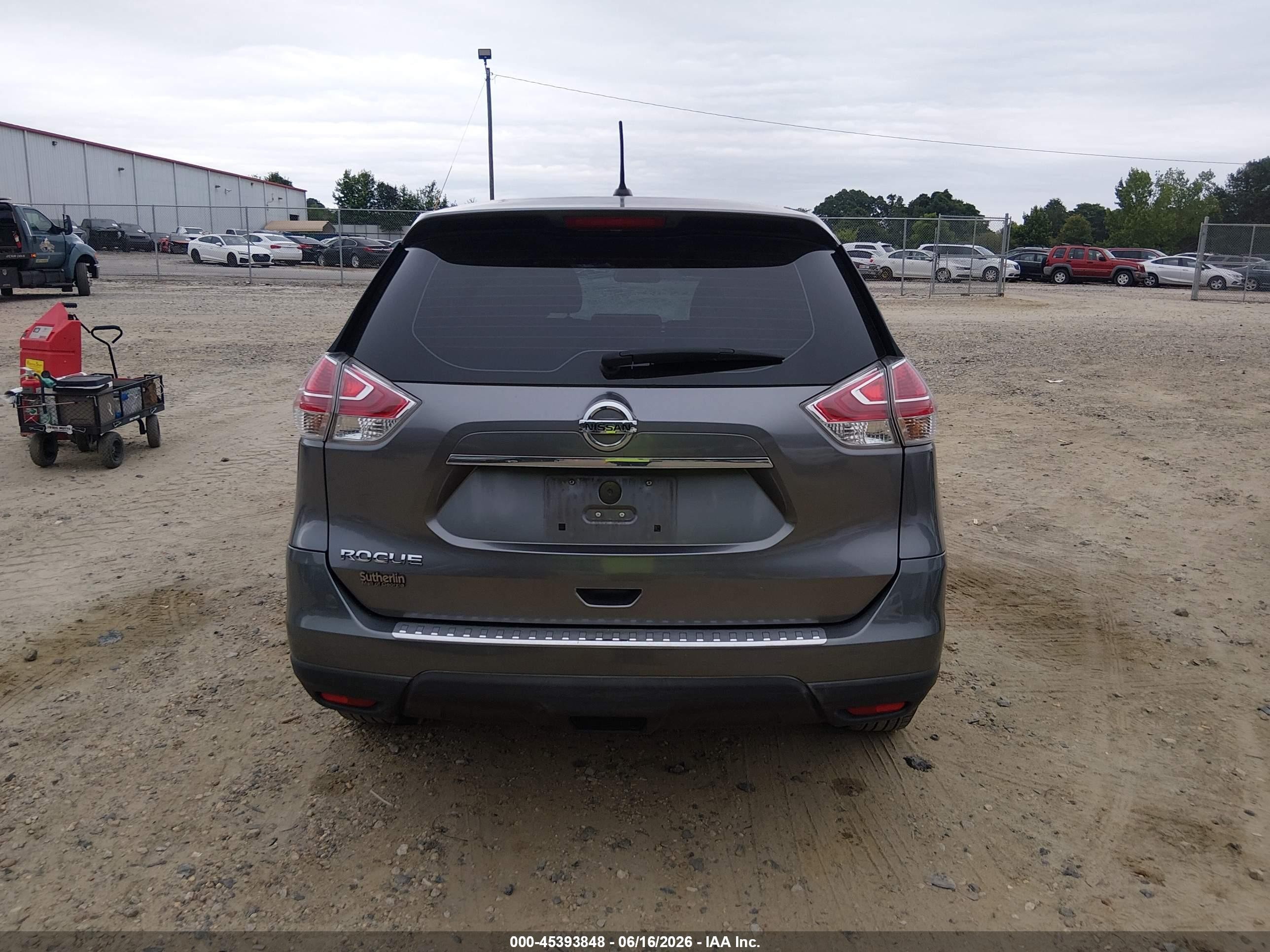 2015 Nissan Rogue S Gray vin: KNMAT2MT6FP592306