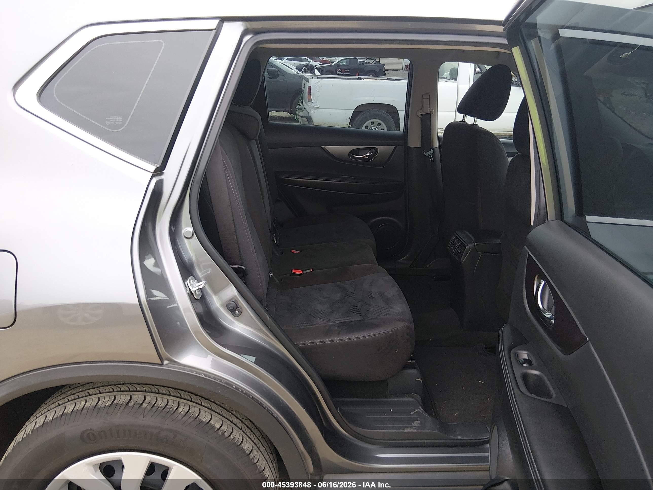 2015 Nissan Rogue S Gray vin: KNMAT2MT6FP592306