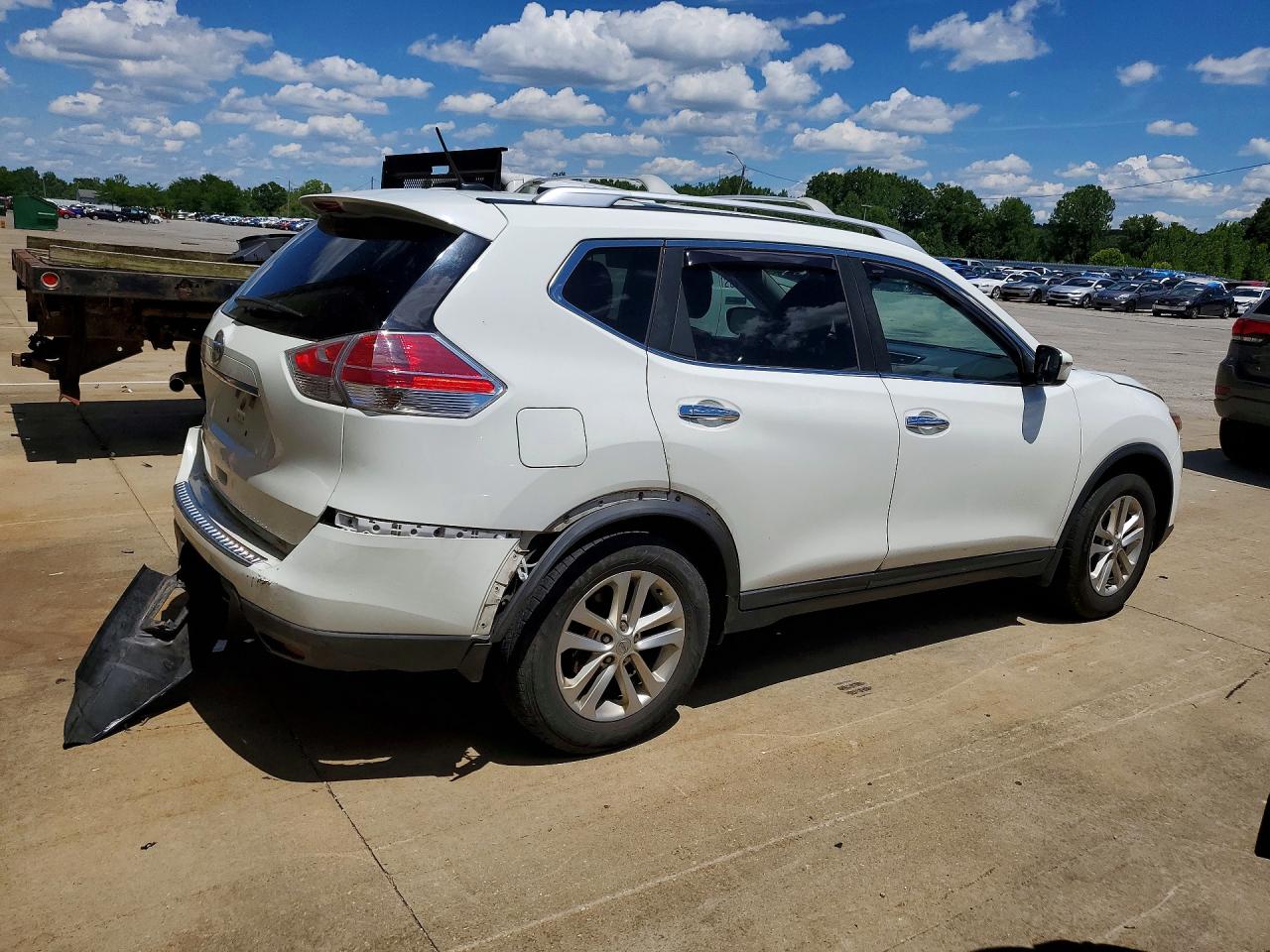 2016 Nissan Rogue S Белый vin: KNMAT2MT6GP678202