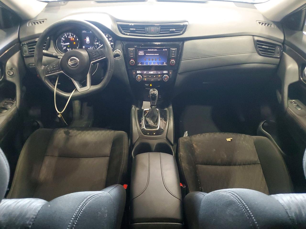 2018 Nissan Rogue Sv Silver vin: KNMAT2MT6JP524483