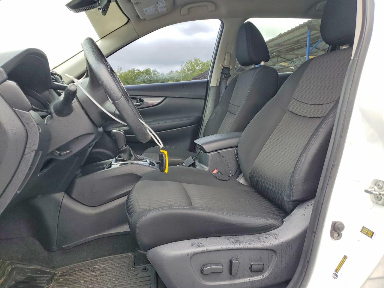 2020 Nissan Rogue Sv White vin: KNMAT2MT6LP504009