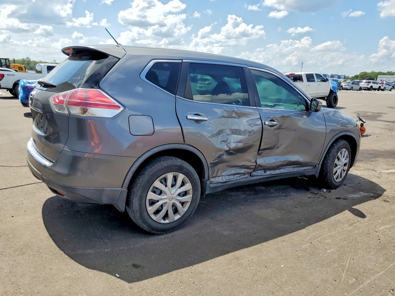 2015 Nissan Rogue S Gray vin: KNMAT2MT7FP501852