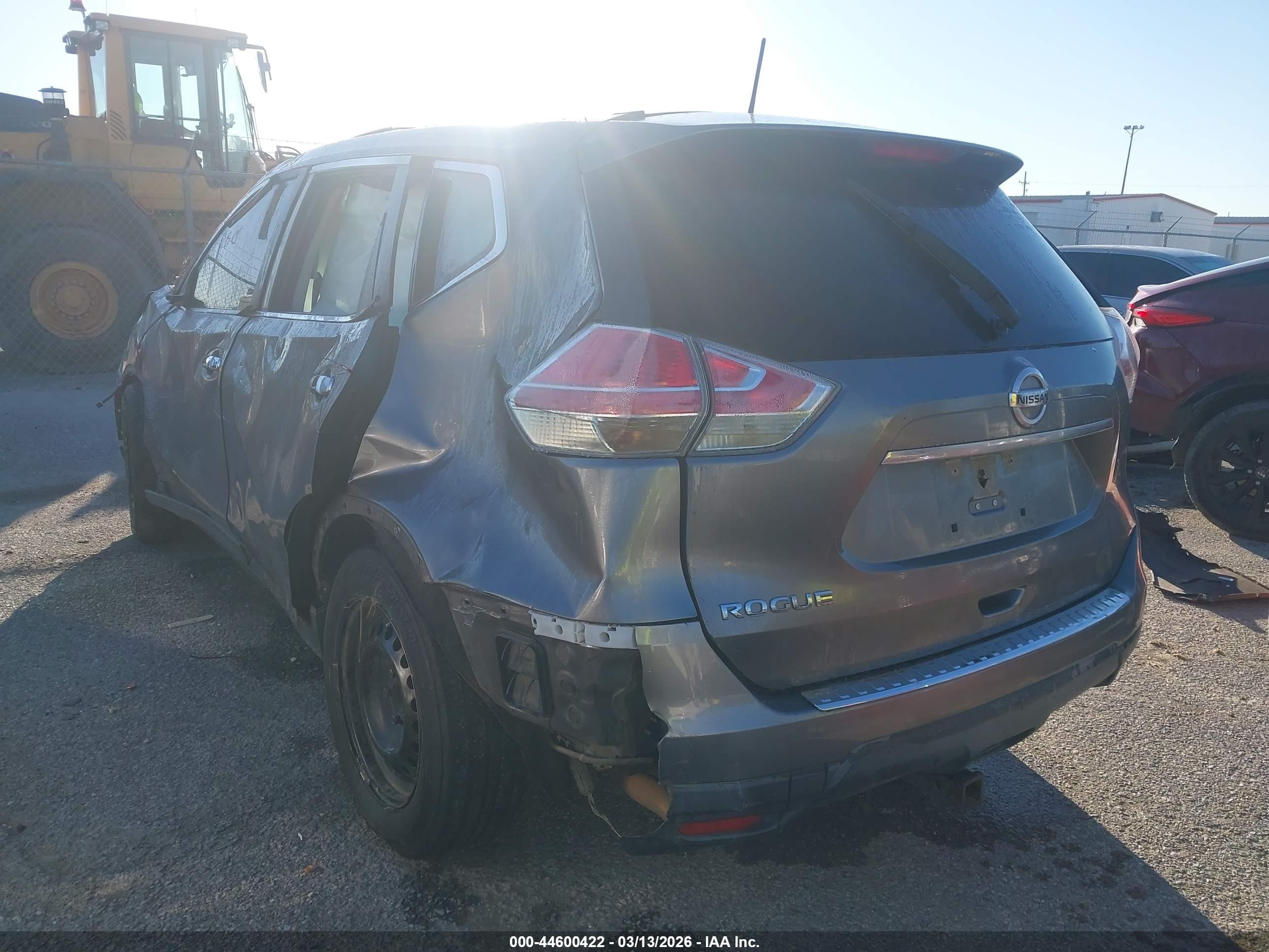 2015 Nissan Rogue S Gray vin: KNMAT2MT7FP508770