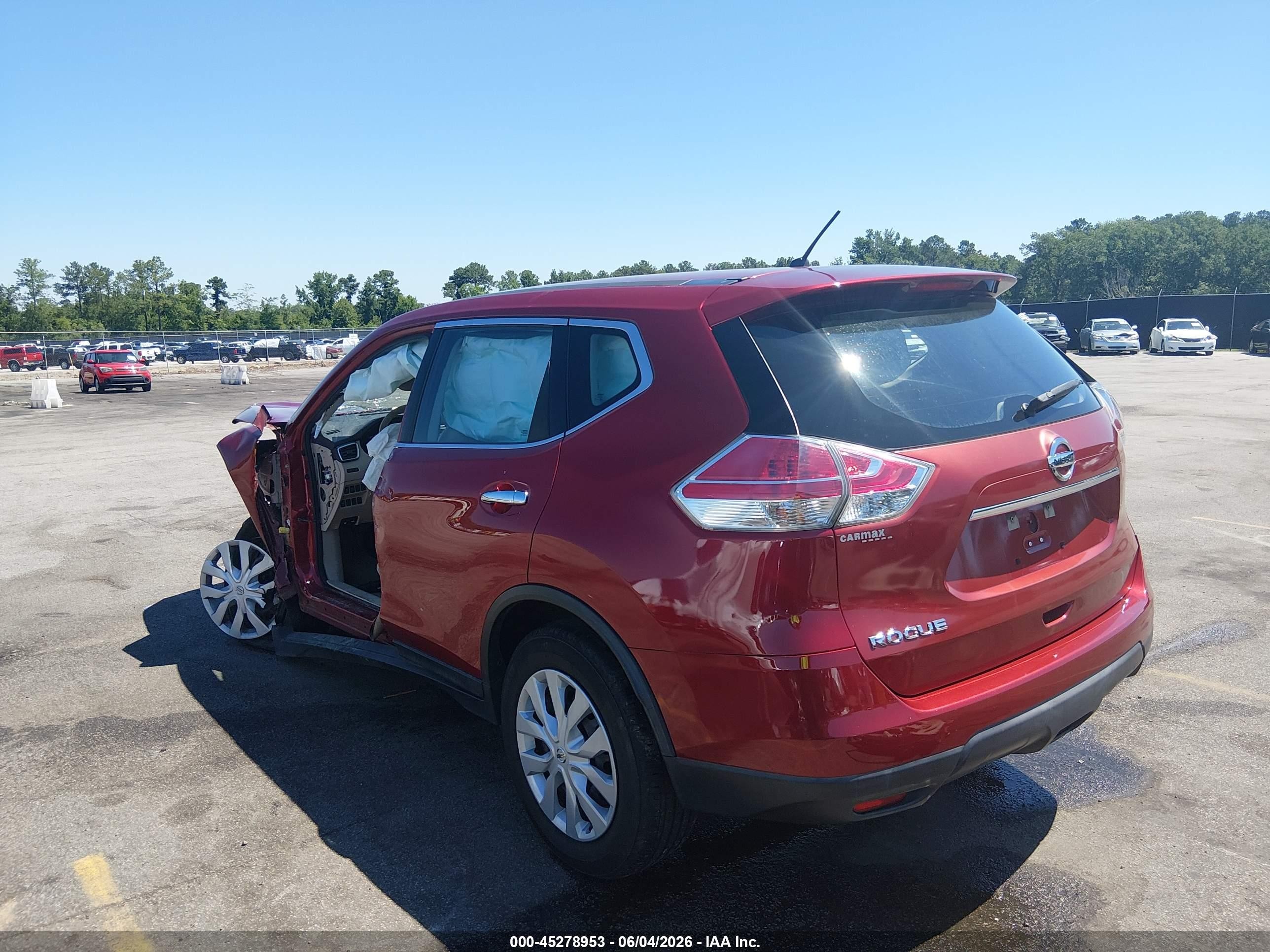 2015 Nissan Rogue S Красный vin: KNMAT2MT7FP512768