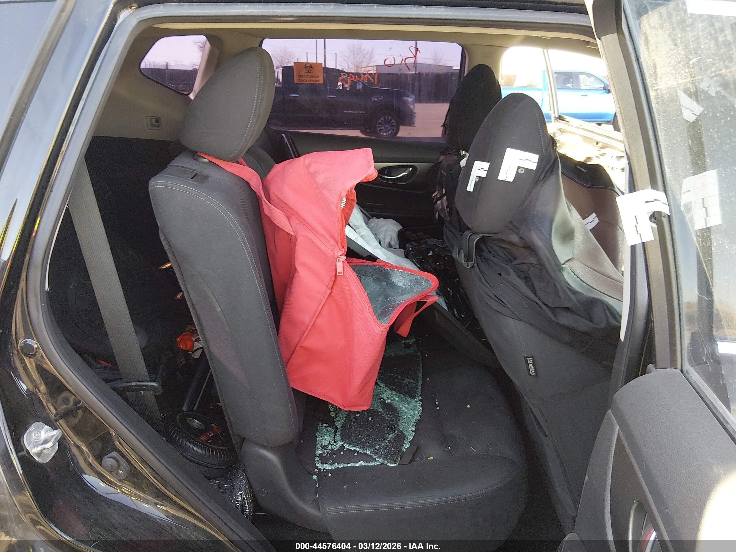 2015 Nissan Rogue Sv Black vin: KNMAT2MT7FP518649