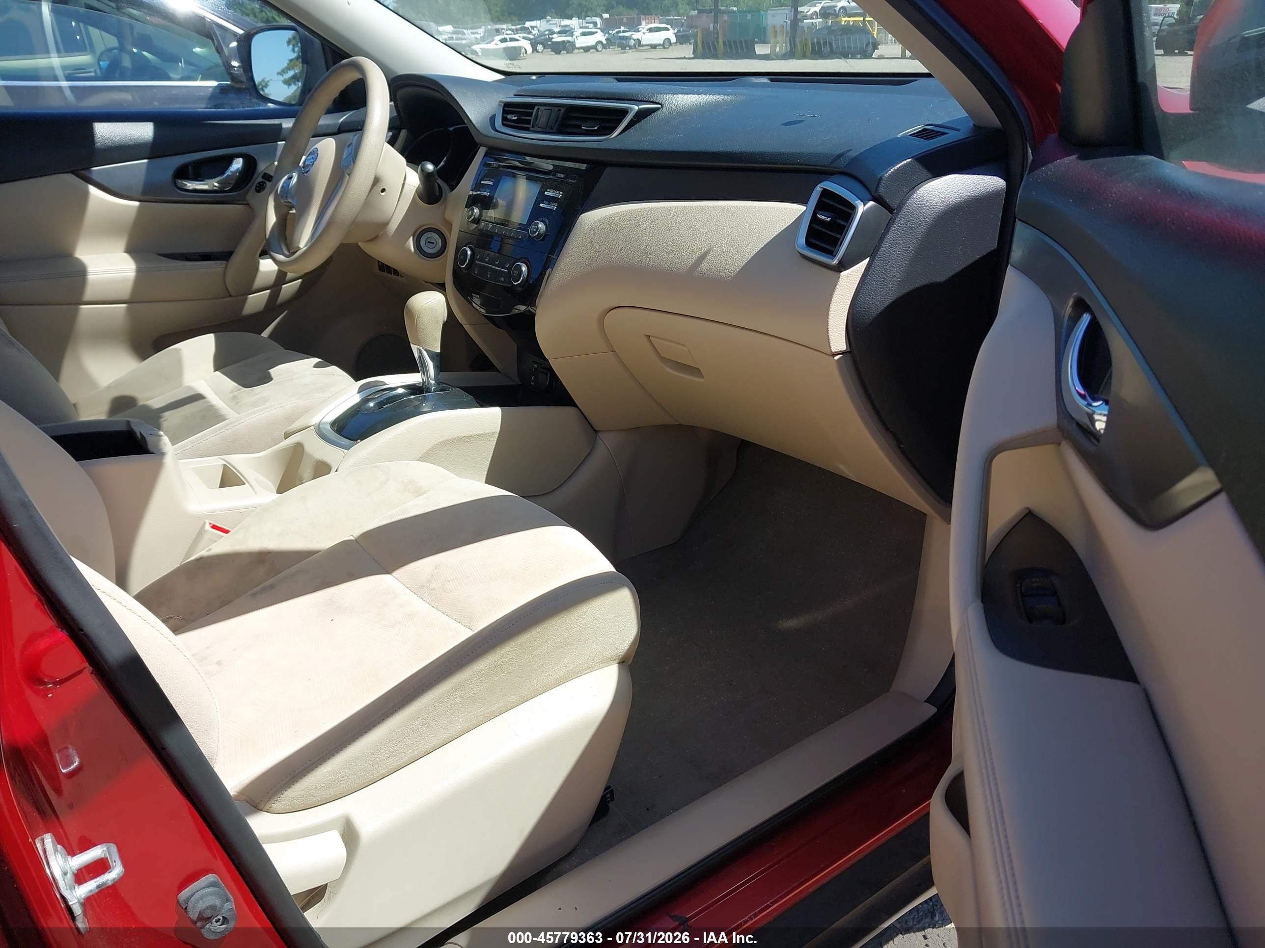 2015 Nissan Rogue S Red vin: KNMAT2MT7FP541543