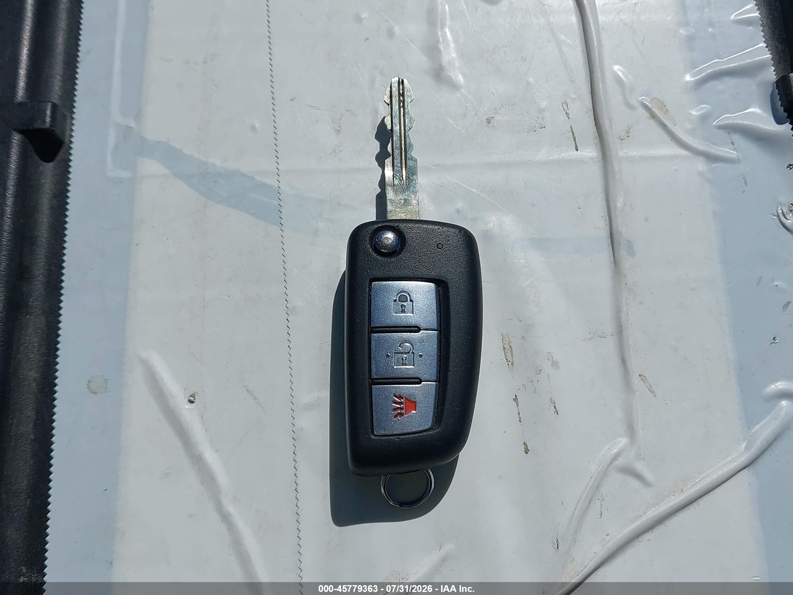 2015 Nissan Rogue S Red vin: KNMAT2MT7FP541543