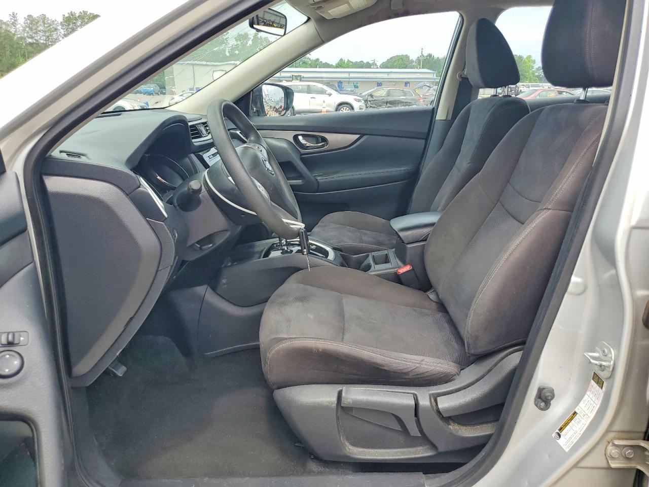 2015 Nissan Rogue S Серебряный vin: KNMAT2MT7FP562876