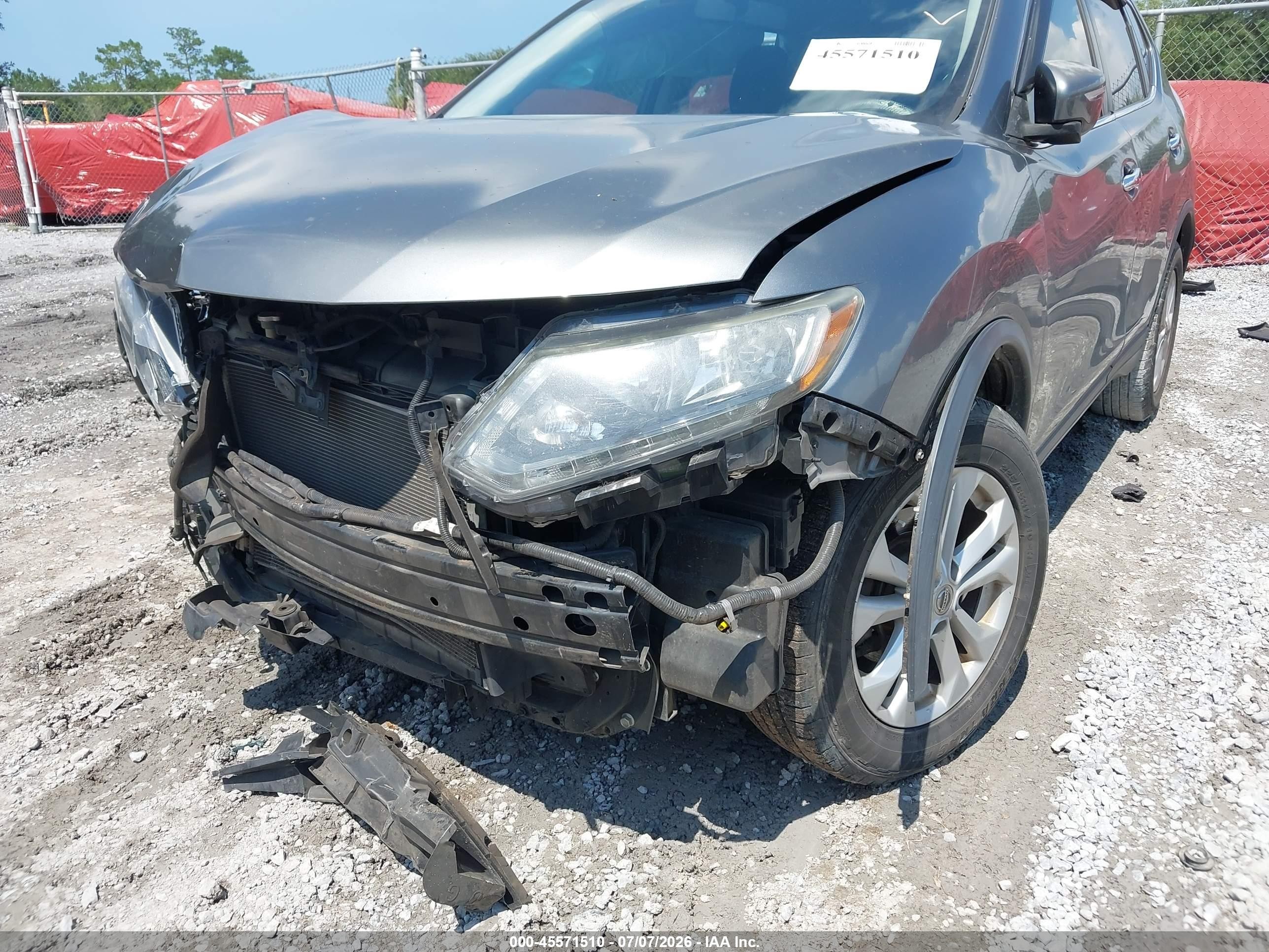 2015 Nissan Rogue Sv Серый vin: KNMAT2MT7FP574607