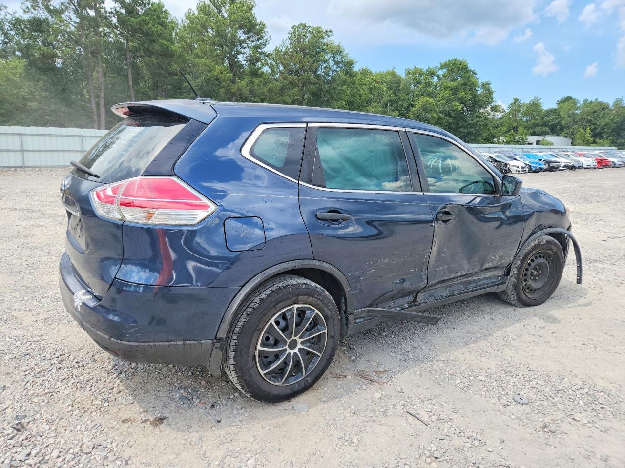 2016 Nissan Rogue S Blue vin: KNMAT2MT7GP622947