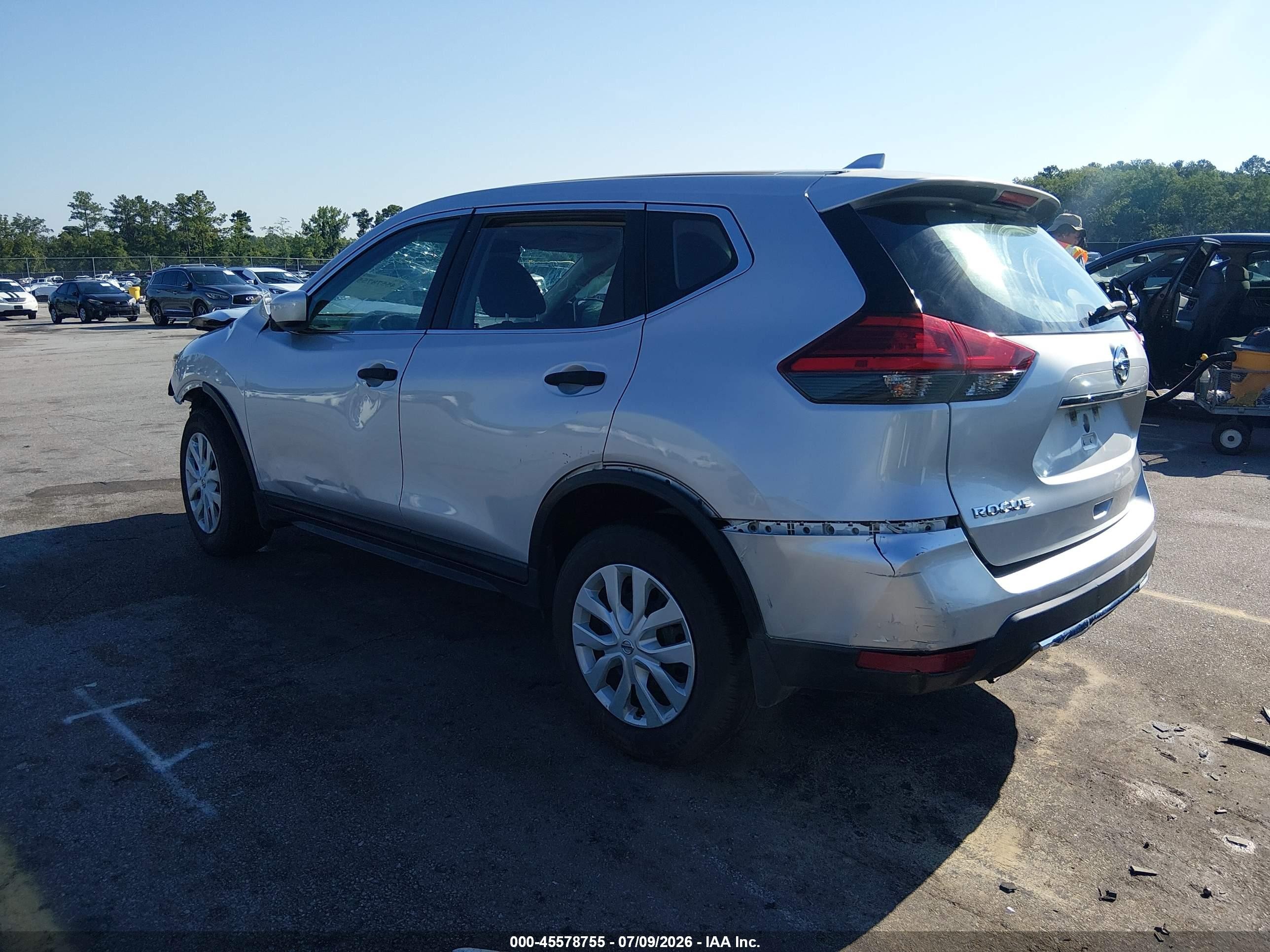 2017 Nissan Rogue S Silver vin: KNMAT2MT7HP572150