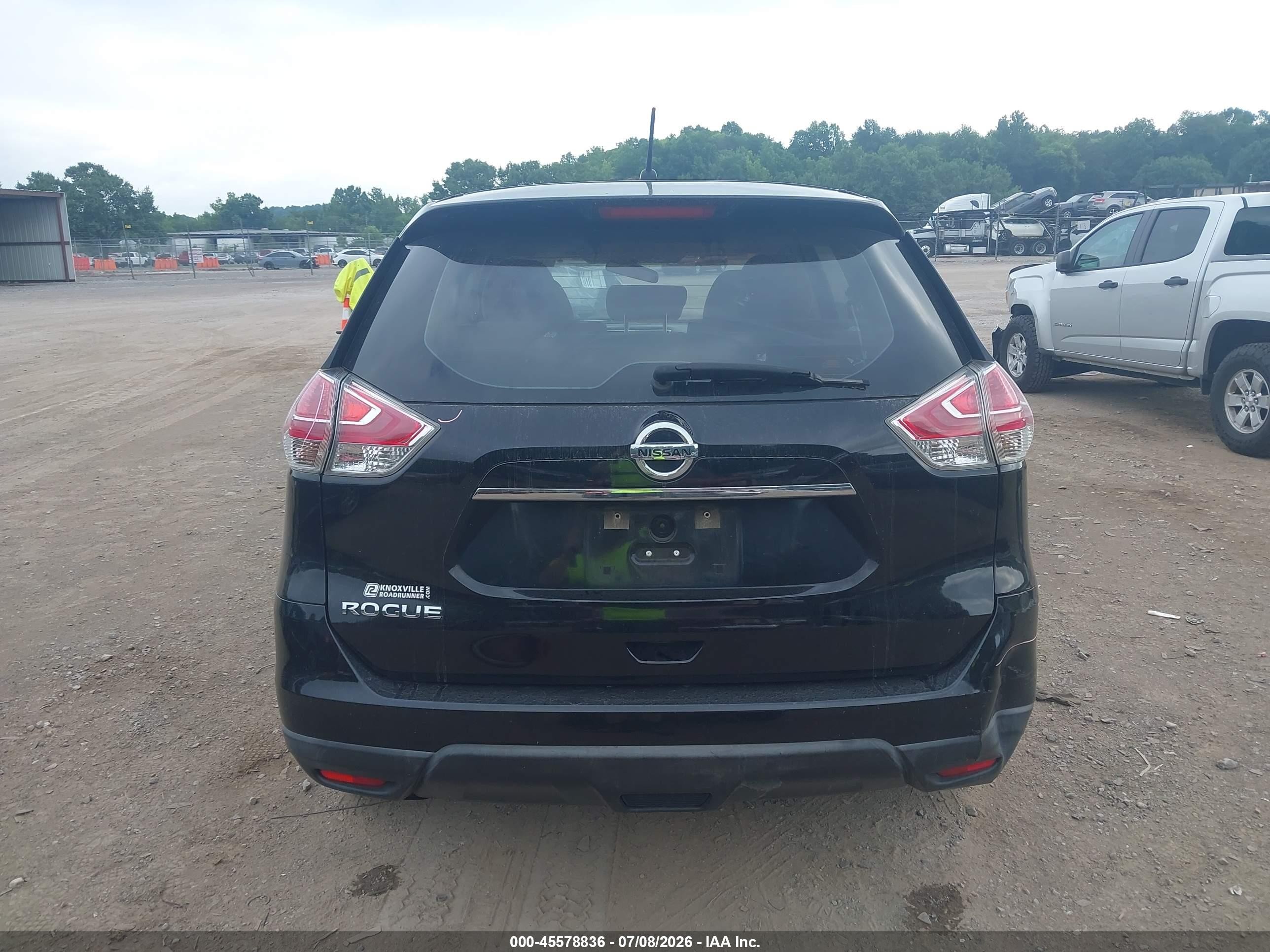 2015 Nissan Rogue S Black vin: KNMAT2MT8FP500208