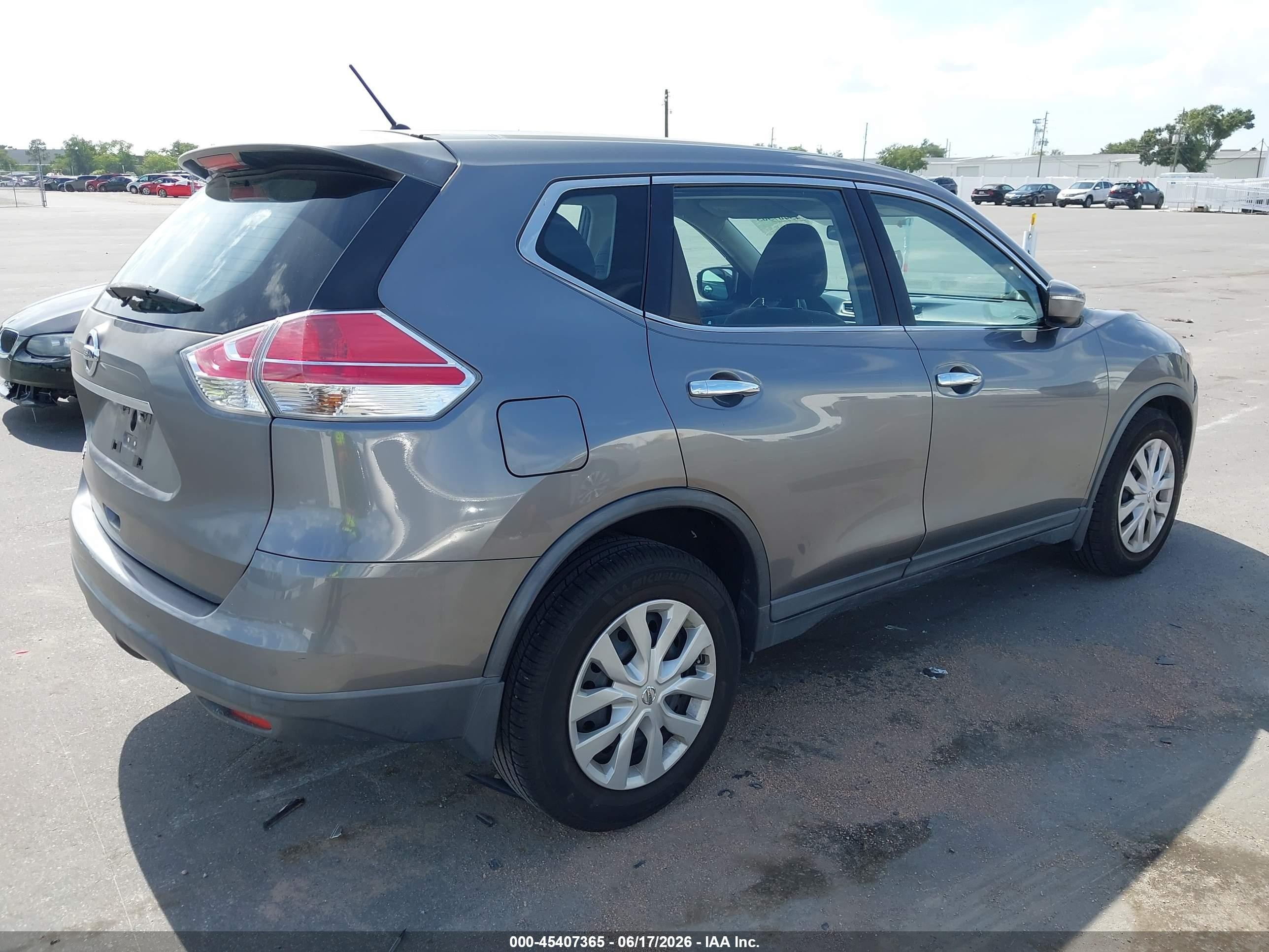 2015 Nissan Rogue S Gray vin: KNMAT2MT8FP505778