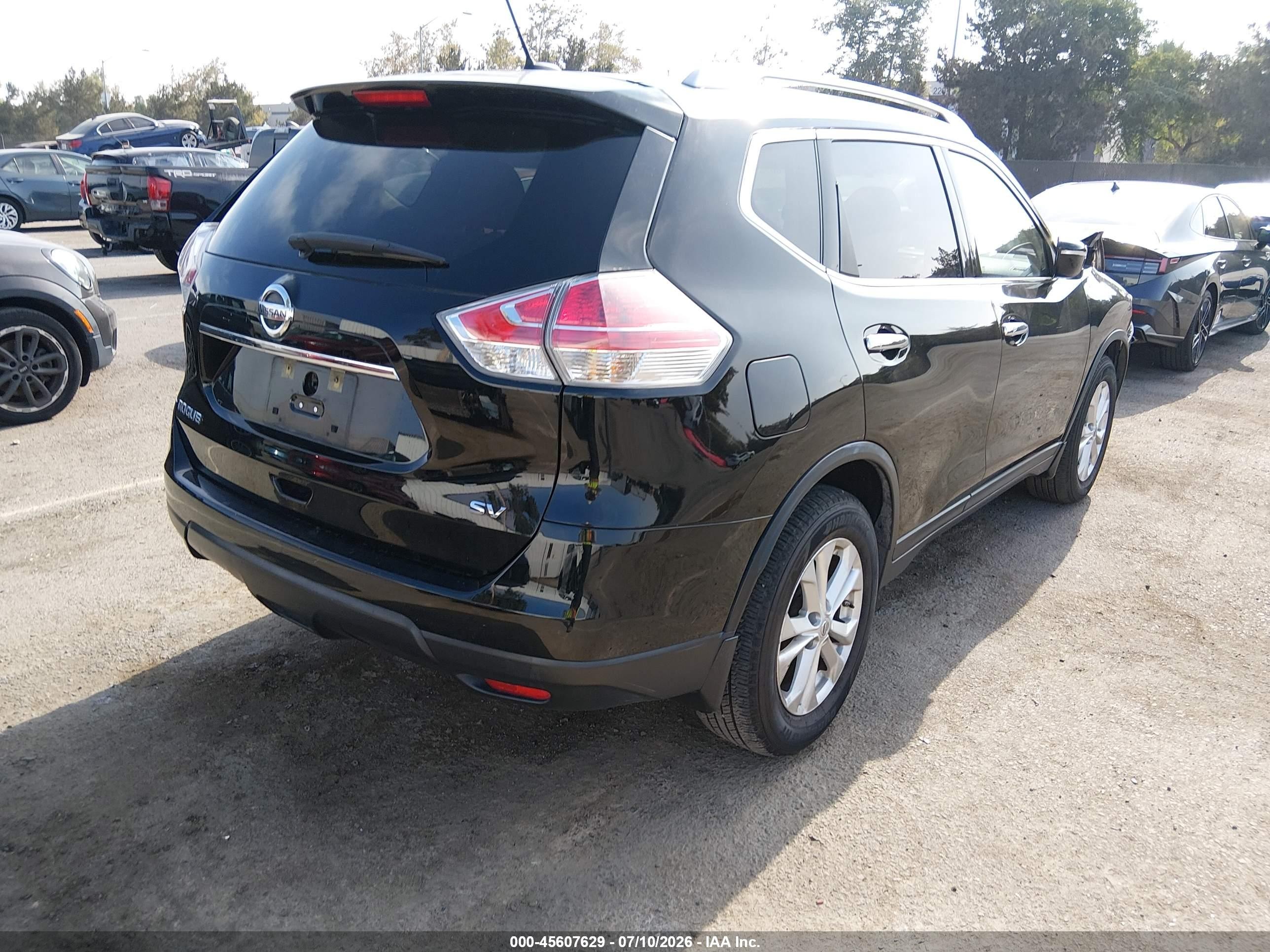 2015 Nissan Rogue Sv Черный vin: KNMAT2MT8FP556021