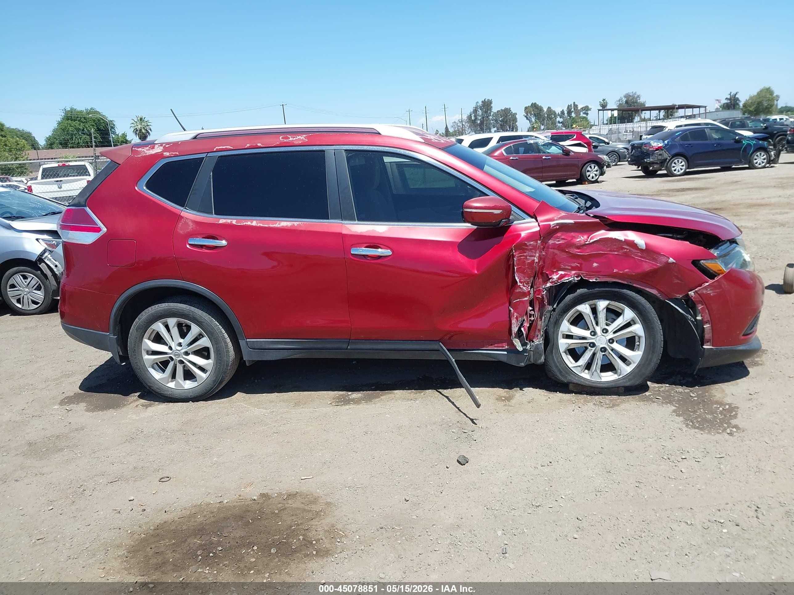 2015 Nissan Rogue Sv Maroon vin: KNMAT2MT8FP559551