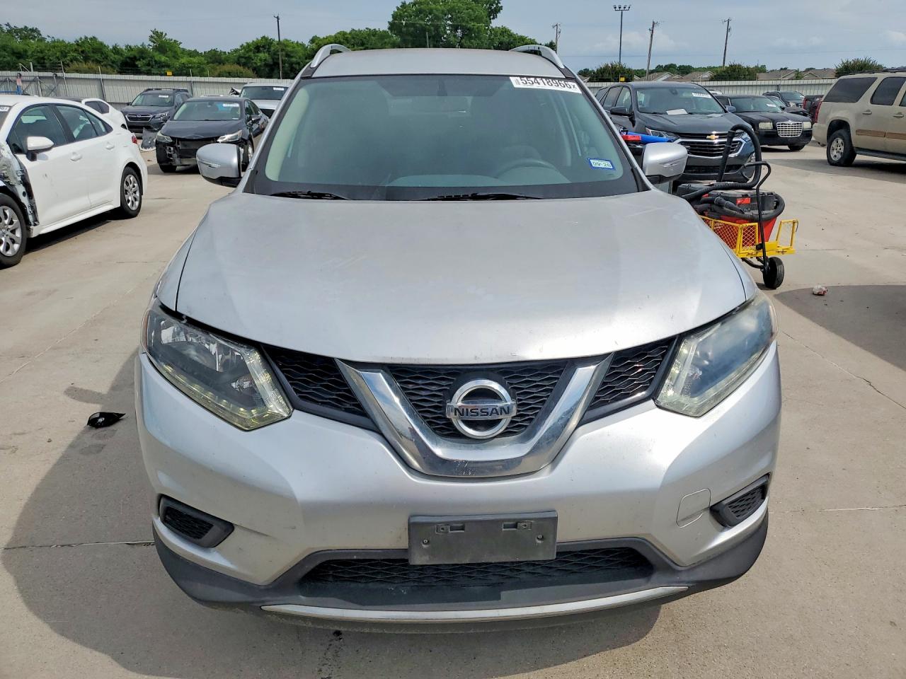 2015 Nissan Rogue Sv Silver vin: KNMAT2MT8FP559615