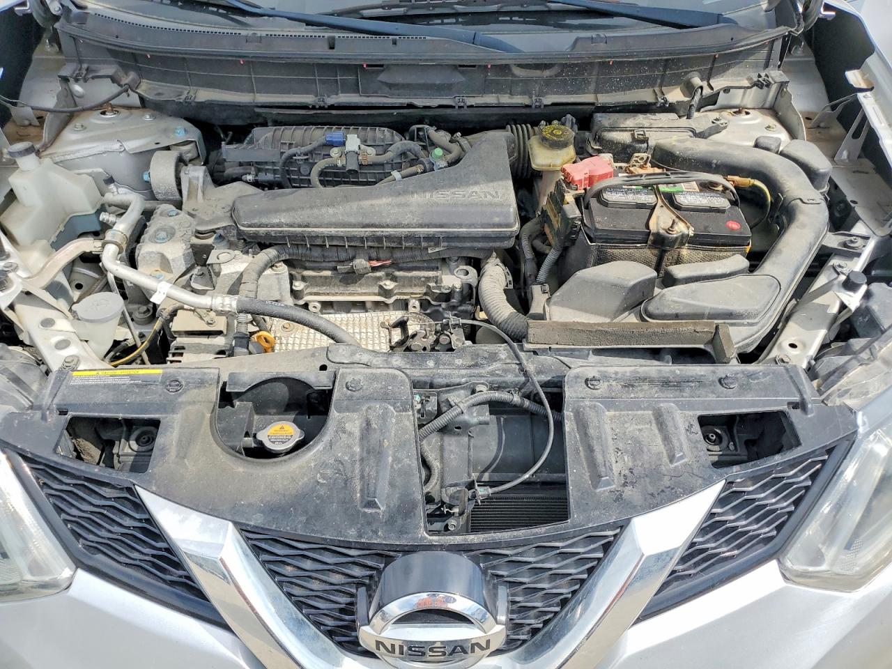 2015 Nissan Rogue Sv Silver vin: KNMAT2MT8FP559615