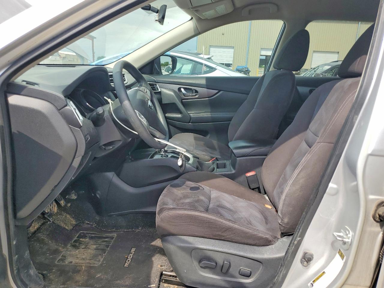 2015 Nissan Rogue Sv Silver vin: KNMAT2MT8FP559615