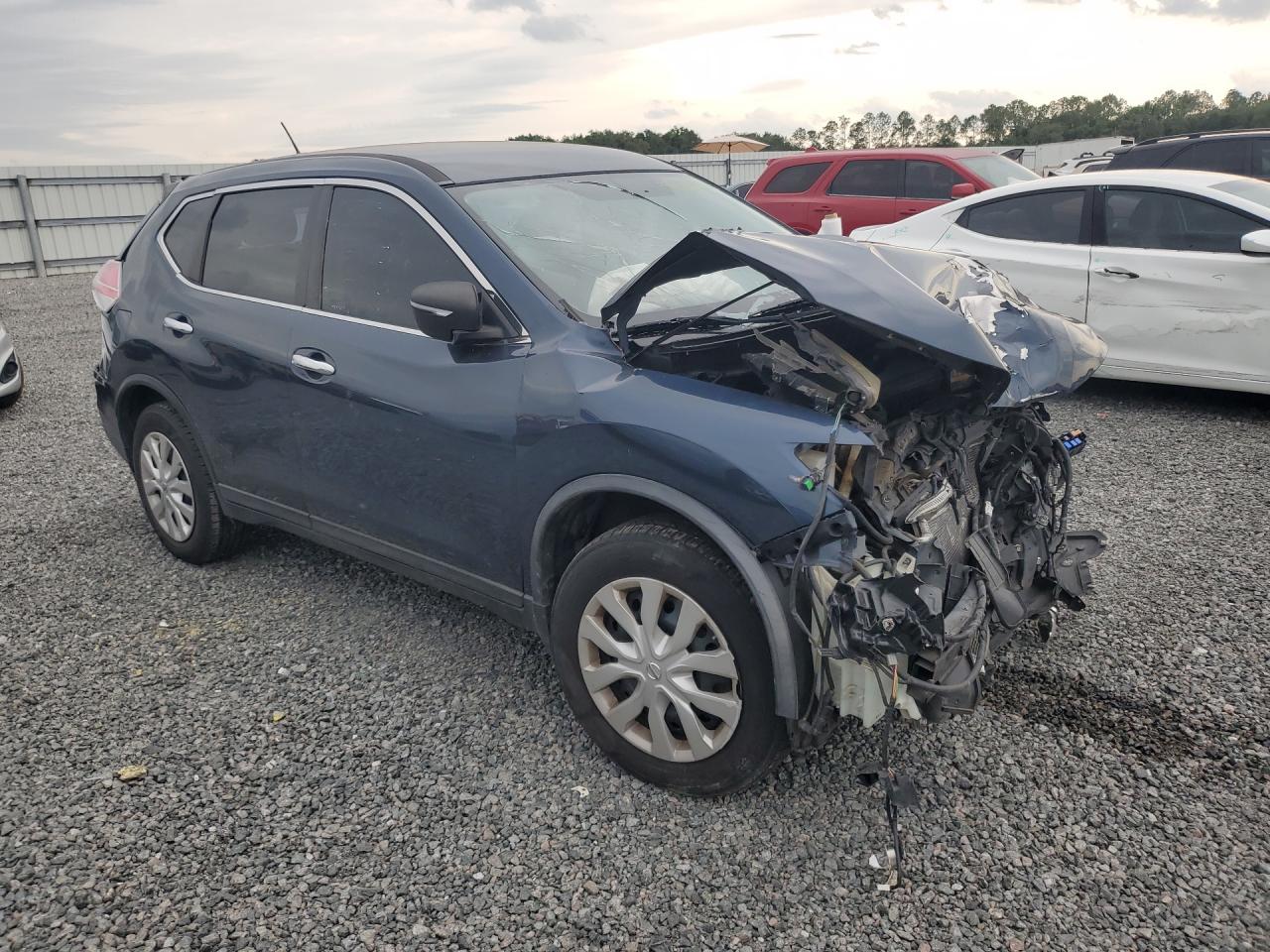 2015 Nissan Rogue S Blue vin: KNMAT2MT8FP578973