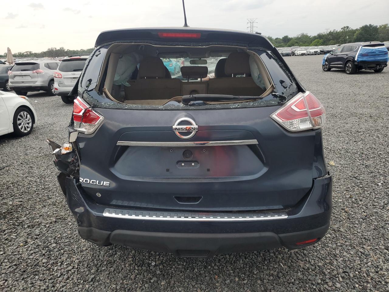 2015 Nissan Rogue S Blue vin: KNMAT2MT8FP578973