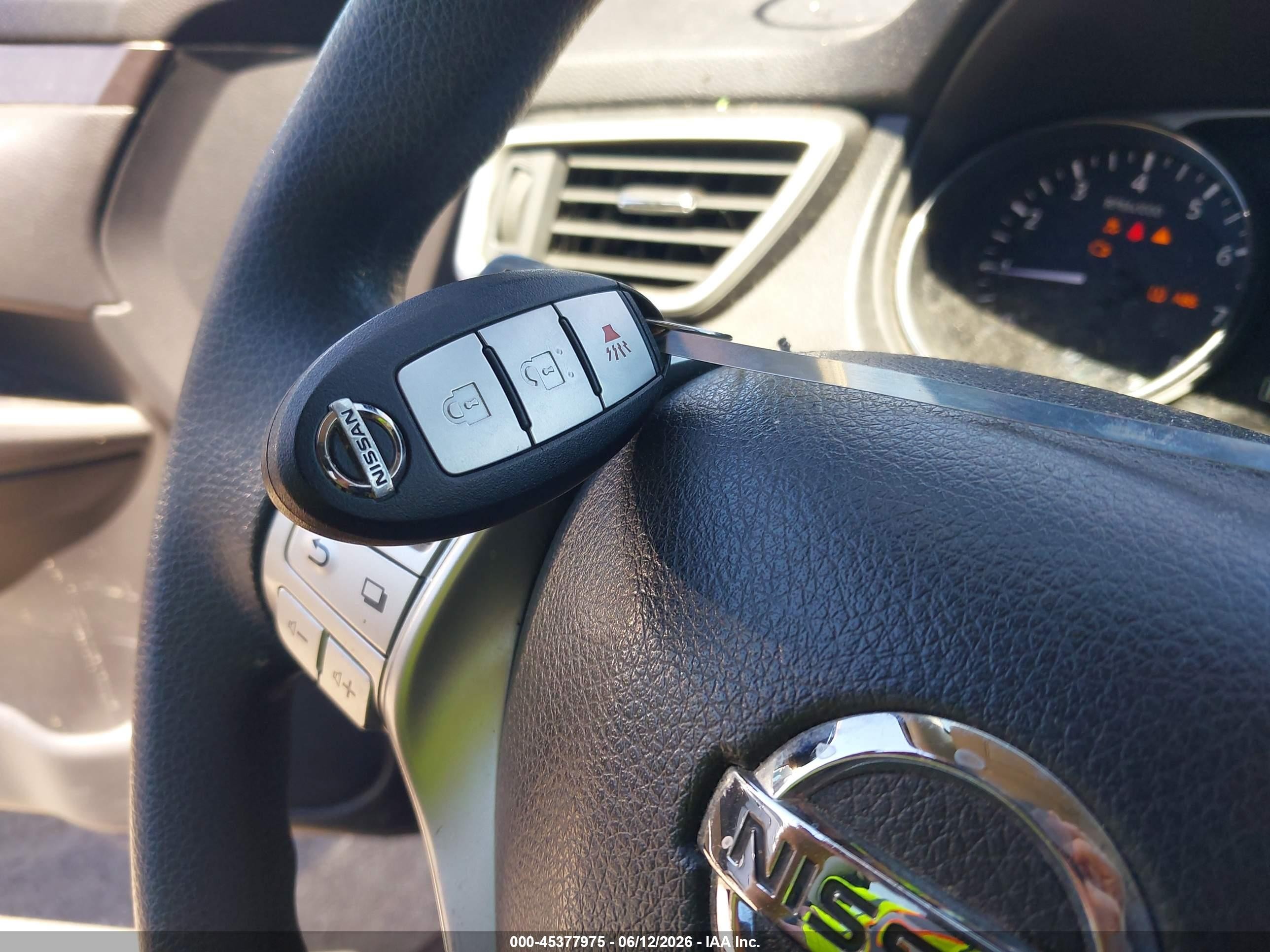 2015 Nissan Rogue Sv Black vin: KNMAT2MT8FP582120