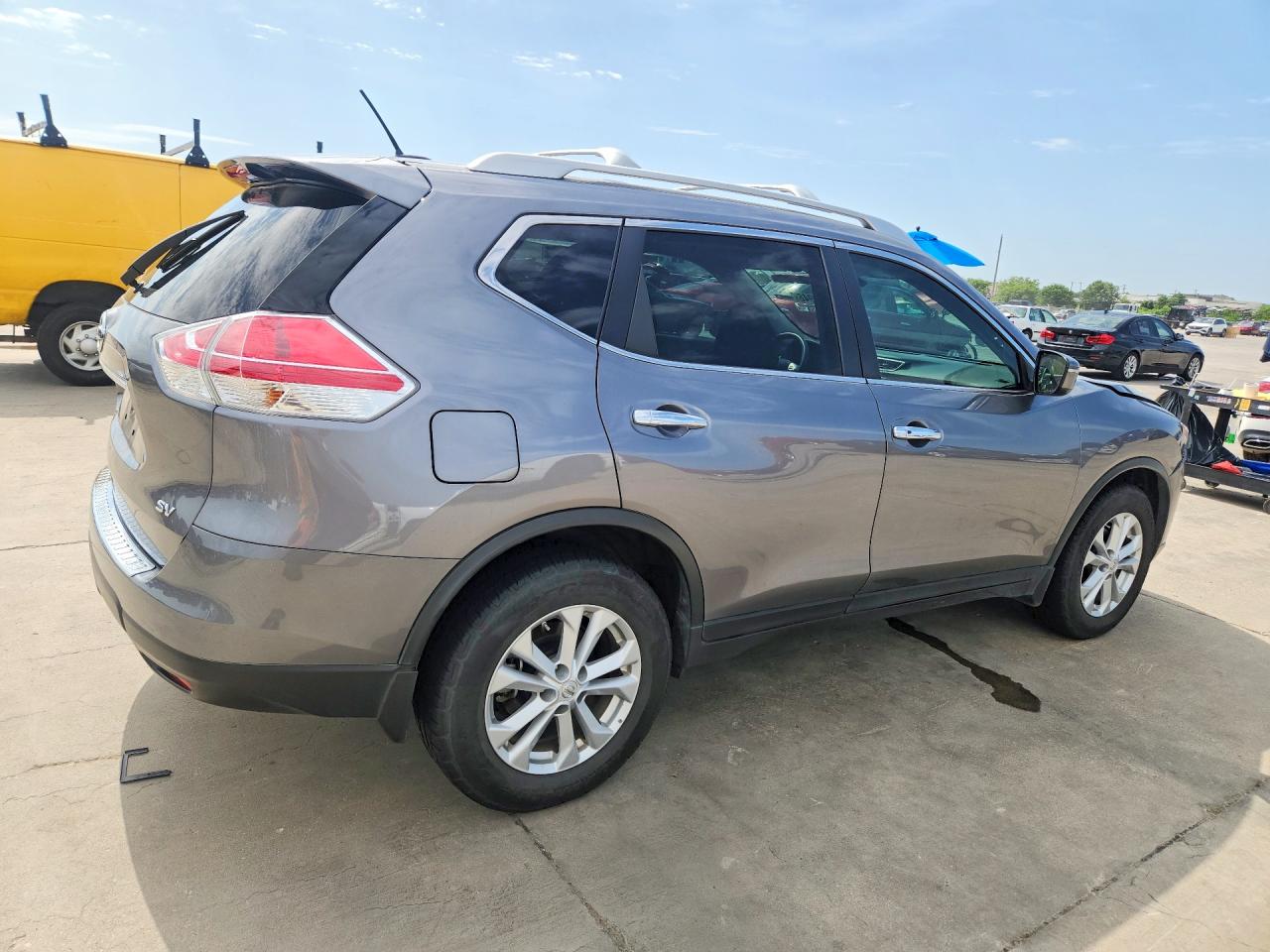 2016 Nissan Rogue Sv Серый vin: KNMAT2MT8GP627476