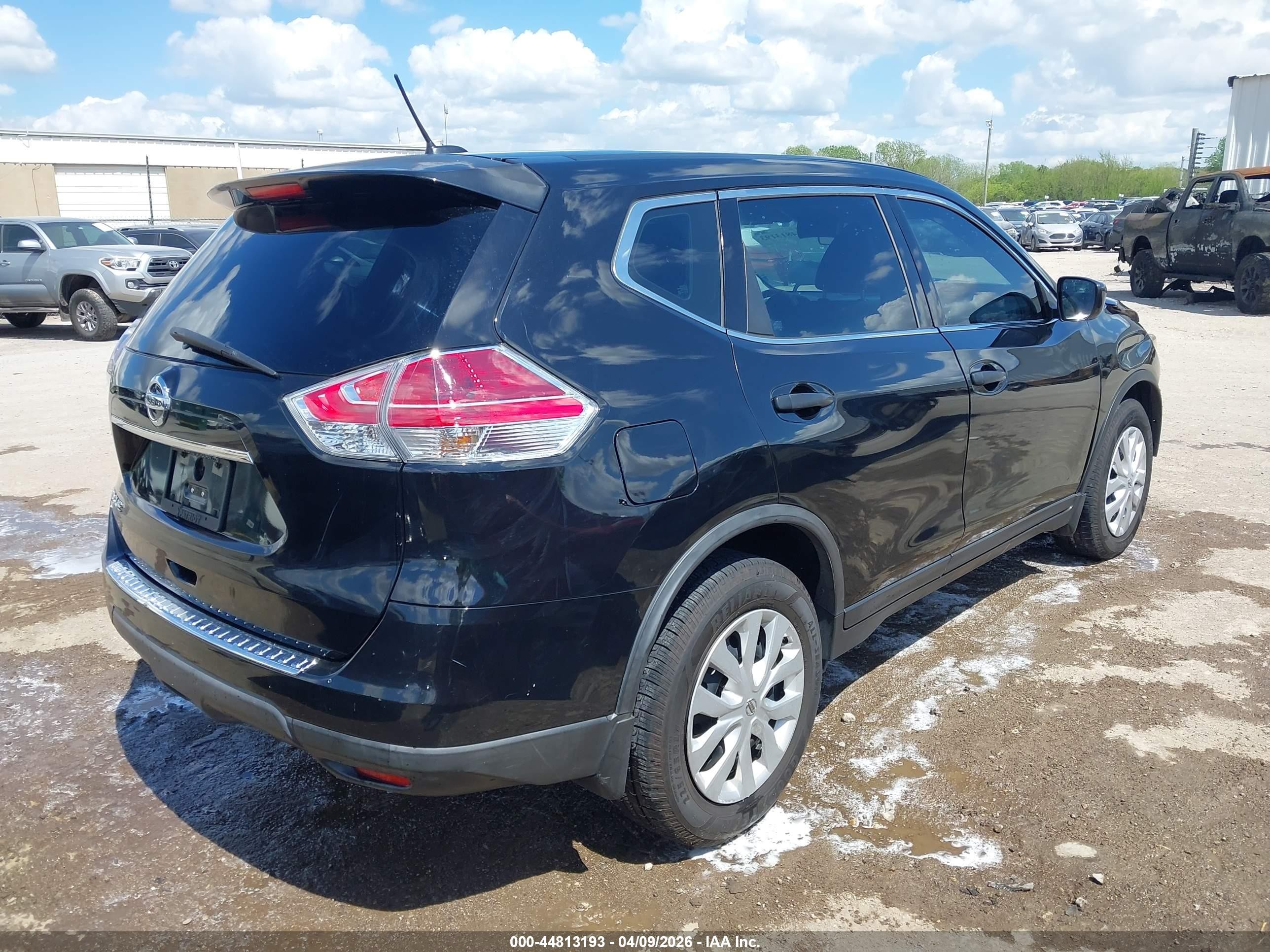 2016 Nissan Rogue S Black vin: KNMAT2MT8GP631494