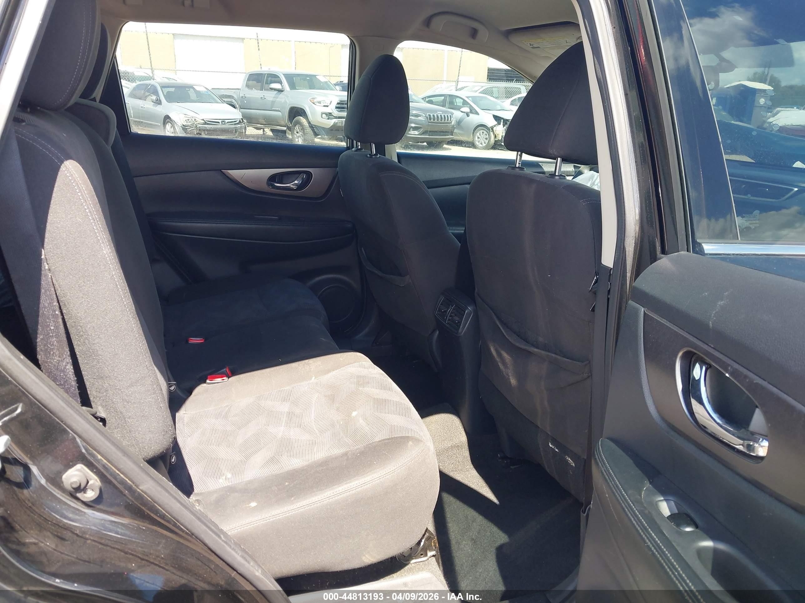 2016 Nissan Rogue S Black vin: KNMAT2MT8GP631494