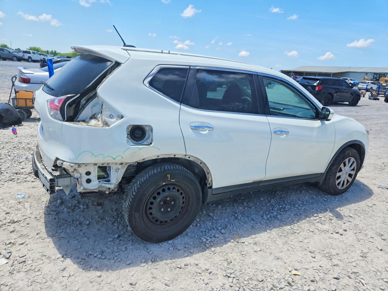 2016 Nissan Rogue S White vin: KNMAT2MT8GP708610