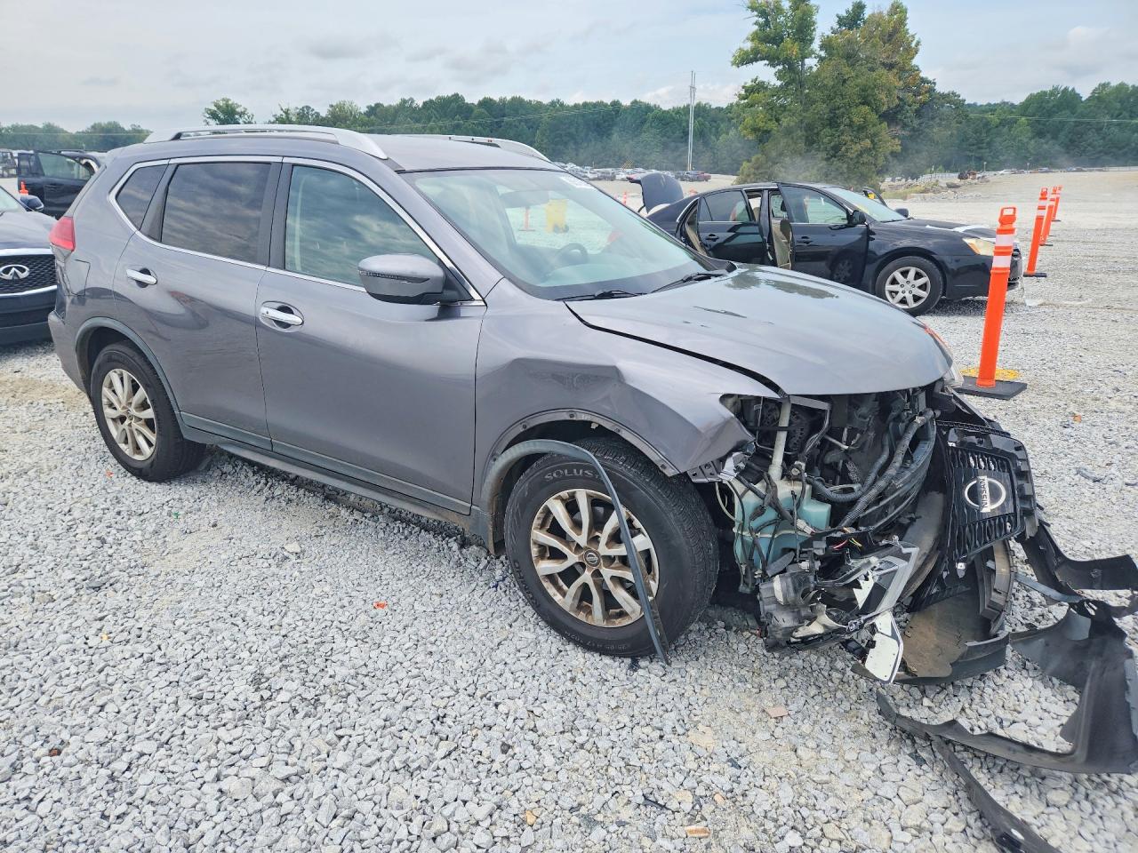 2017 Nissan Rogue Sv Gray vin: KNMAT2MT8HP609657