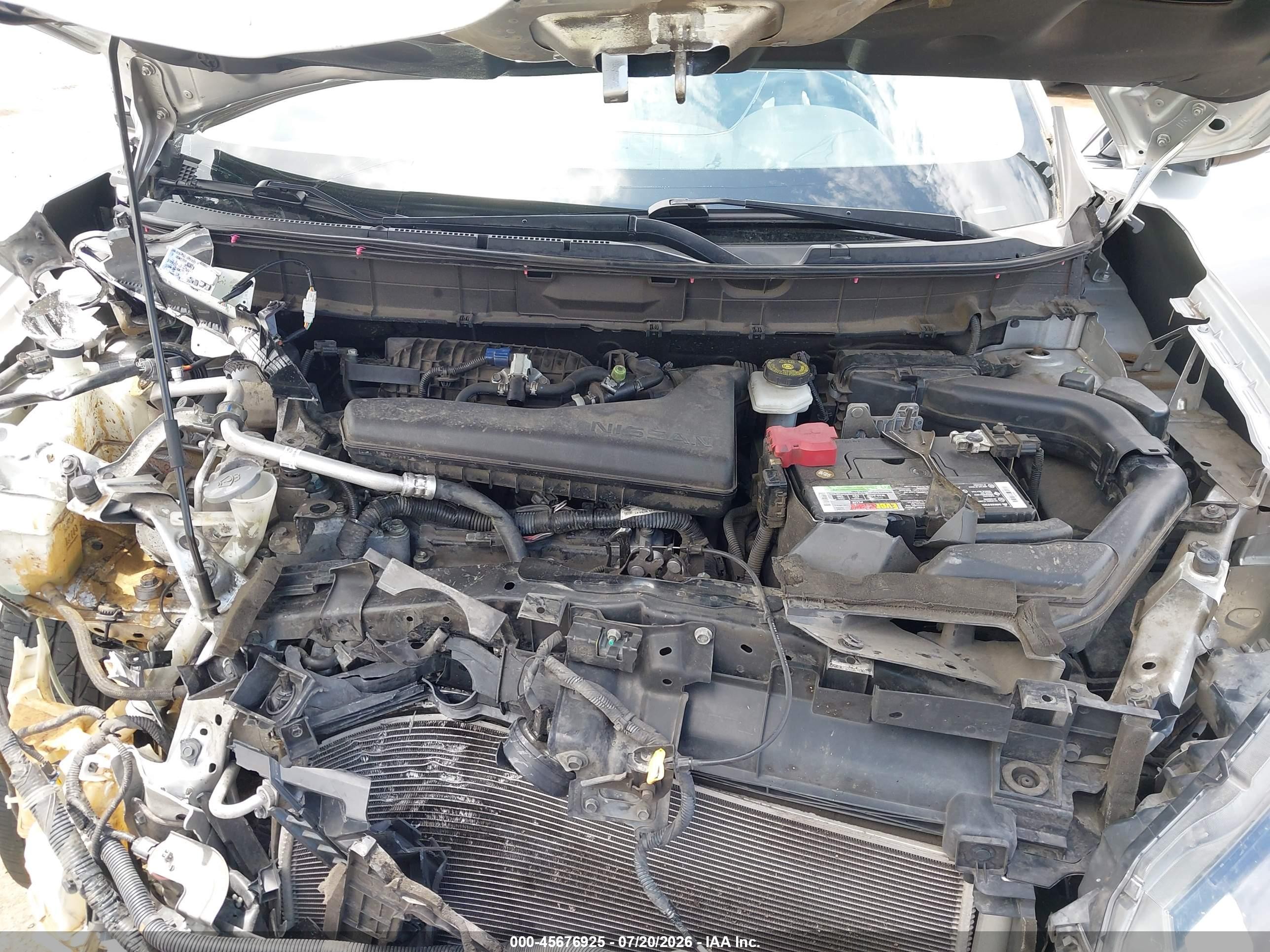 2018 Nissan Rogue Sv Silver vin: KNMAT2MT8JP605050