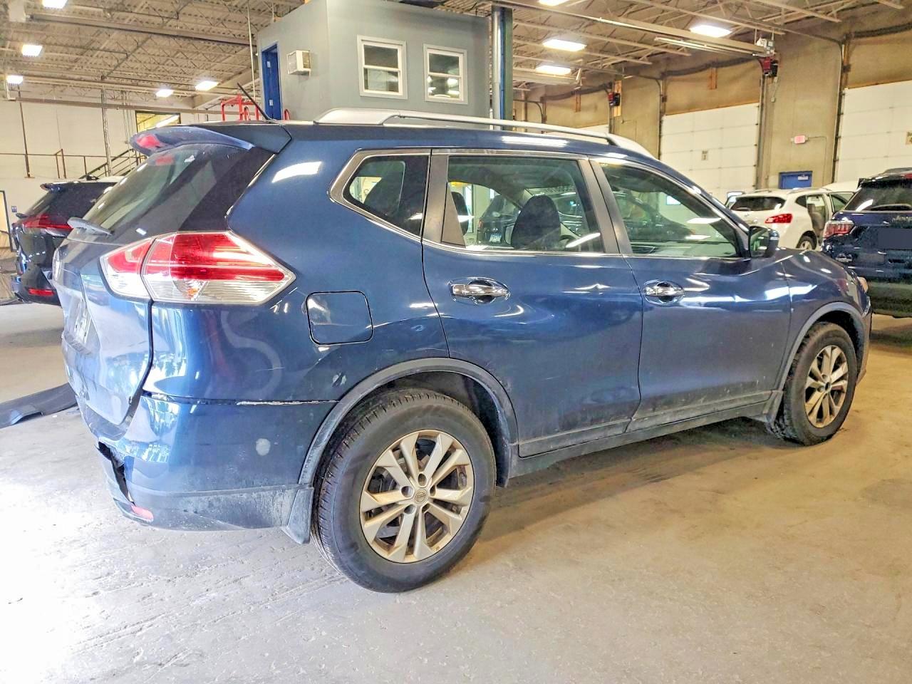 2015 Nissan Rogue S Blue vin: KNMAT2MT9FP513937