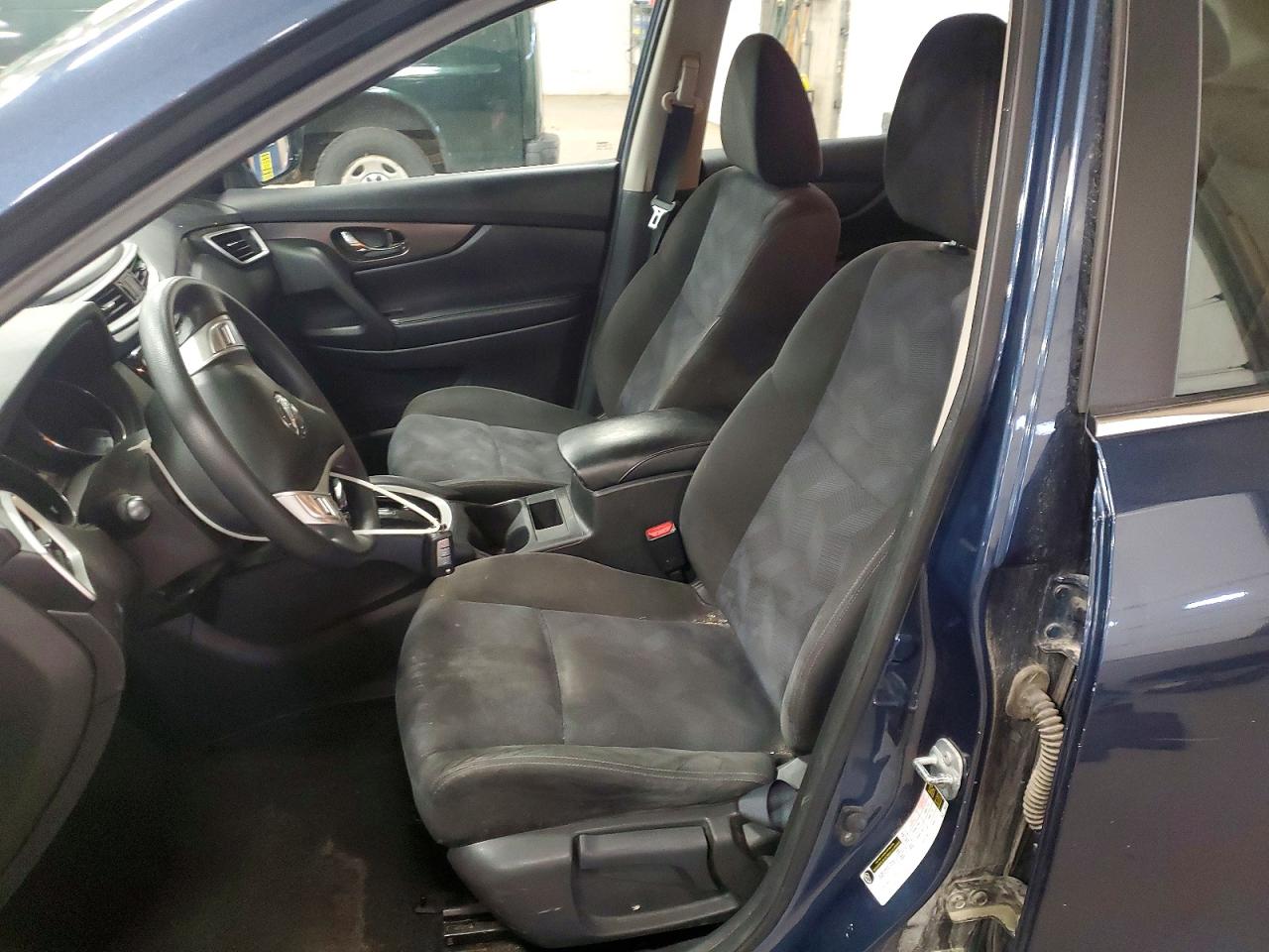 2015 Nissan Rogue S Blue vin: KNMAT2MT9FP513937